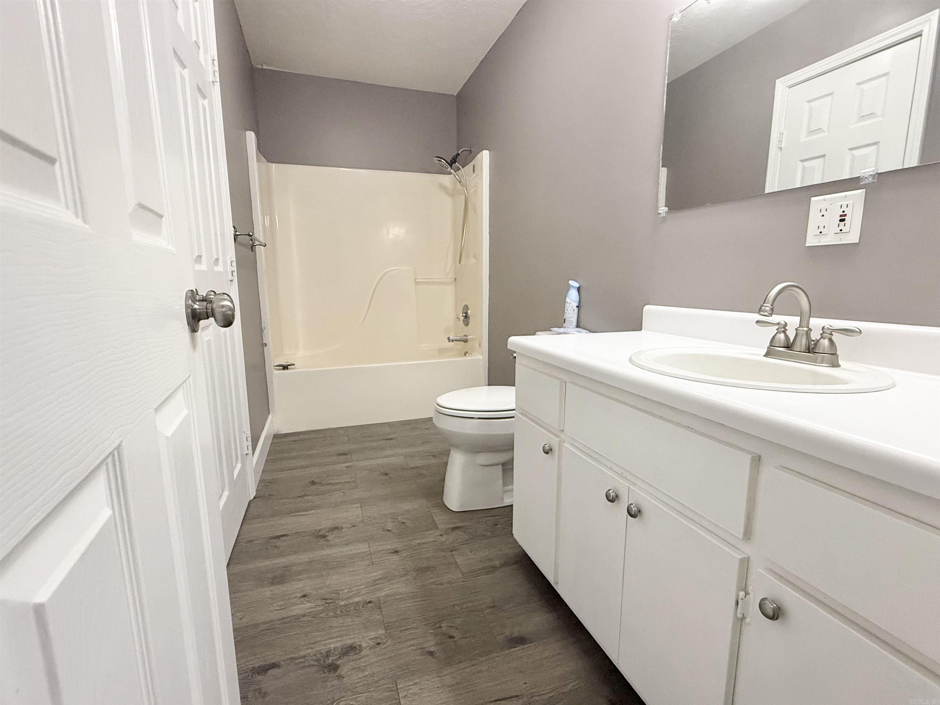 206 N 18 1/2 Ave  Paragould, AR