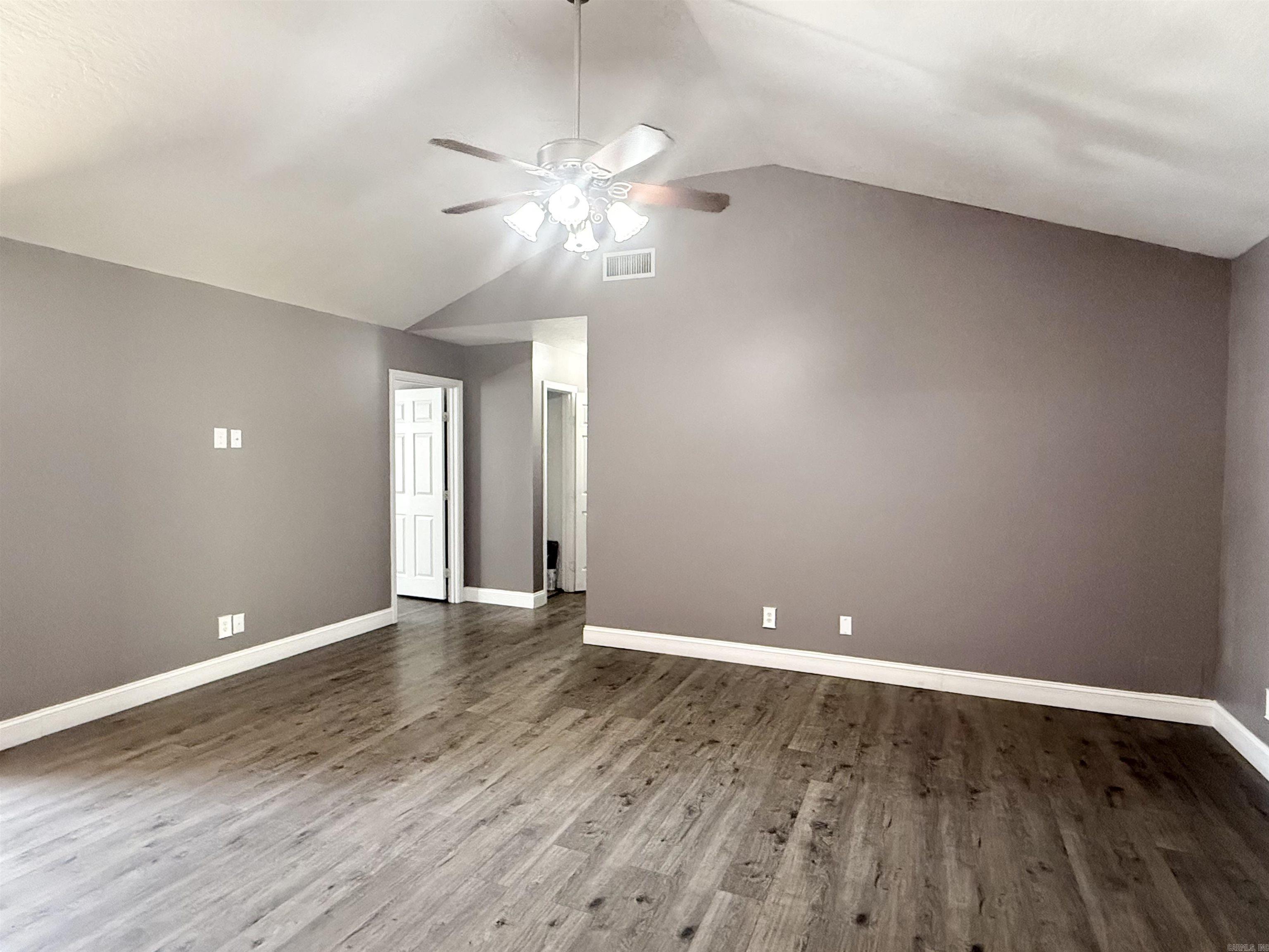 206 N 18 1/2 Ave  Paragould, AR
