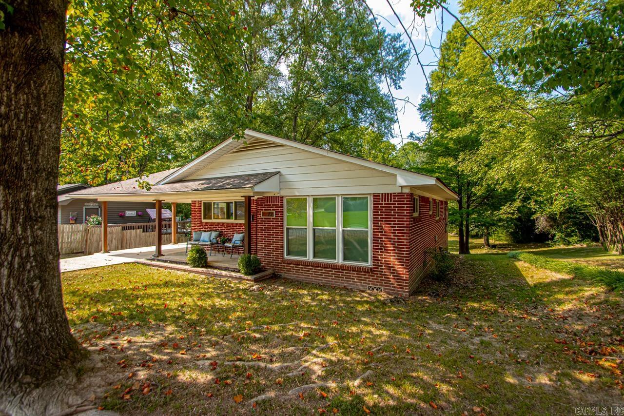 721 W Narroway  Benton, AR