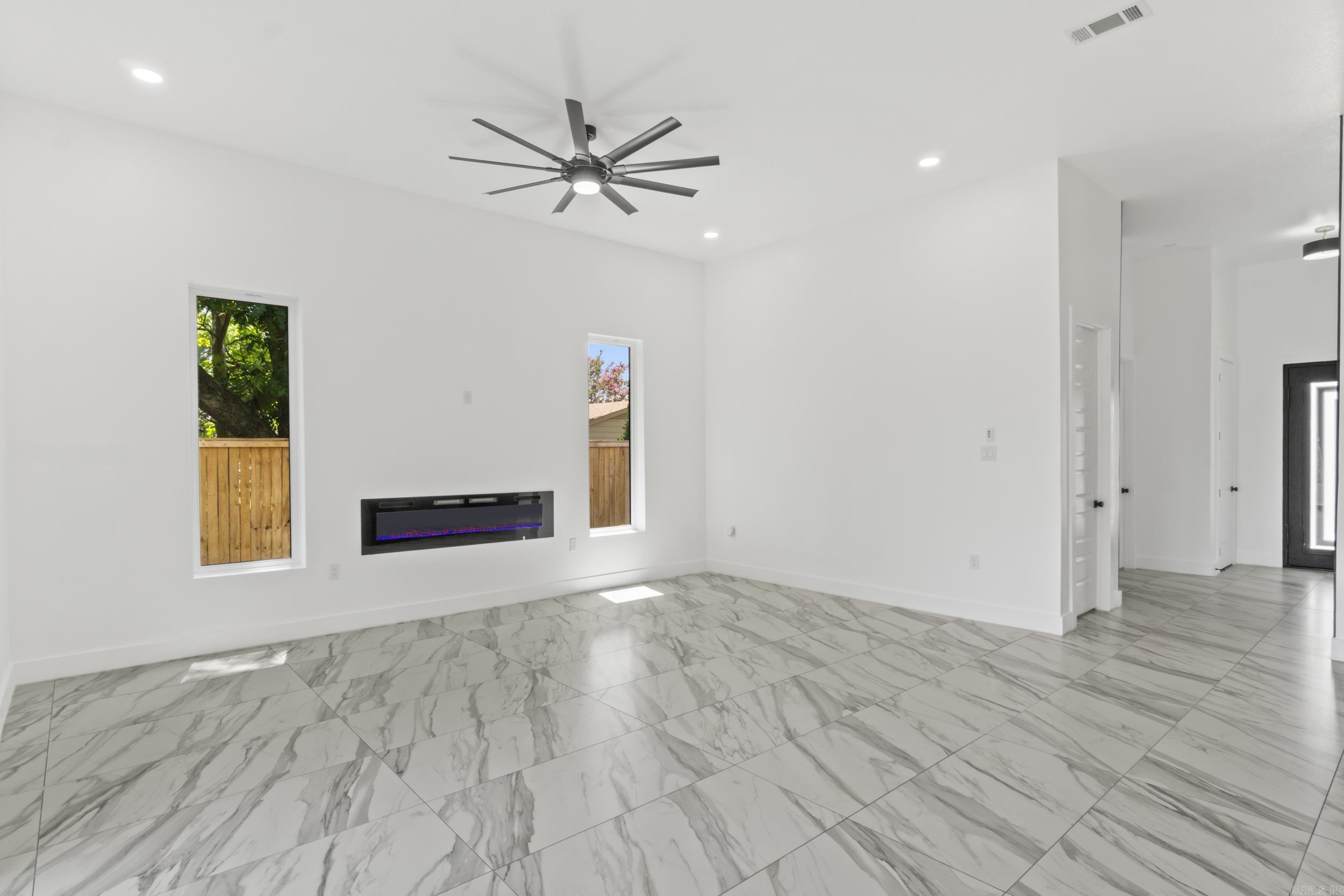 203 N Jeff Davis  Jacksonville, AR