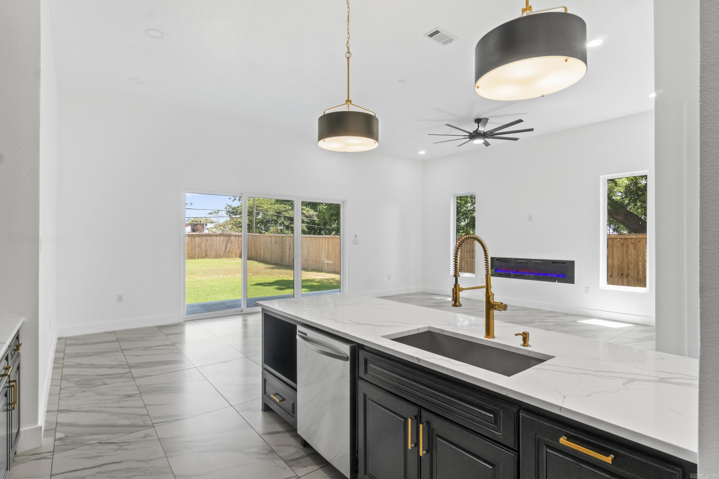 203 N Jeff Davis  Jacksonville, AR