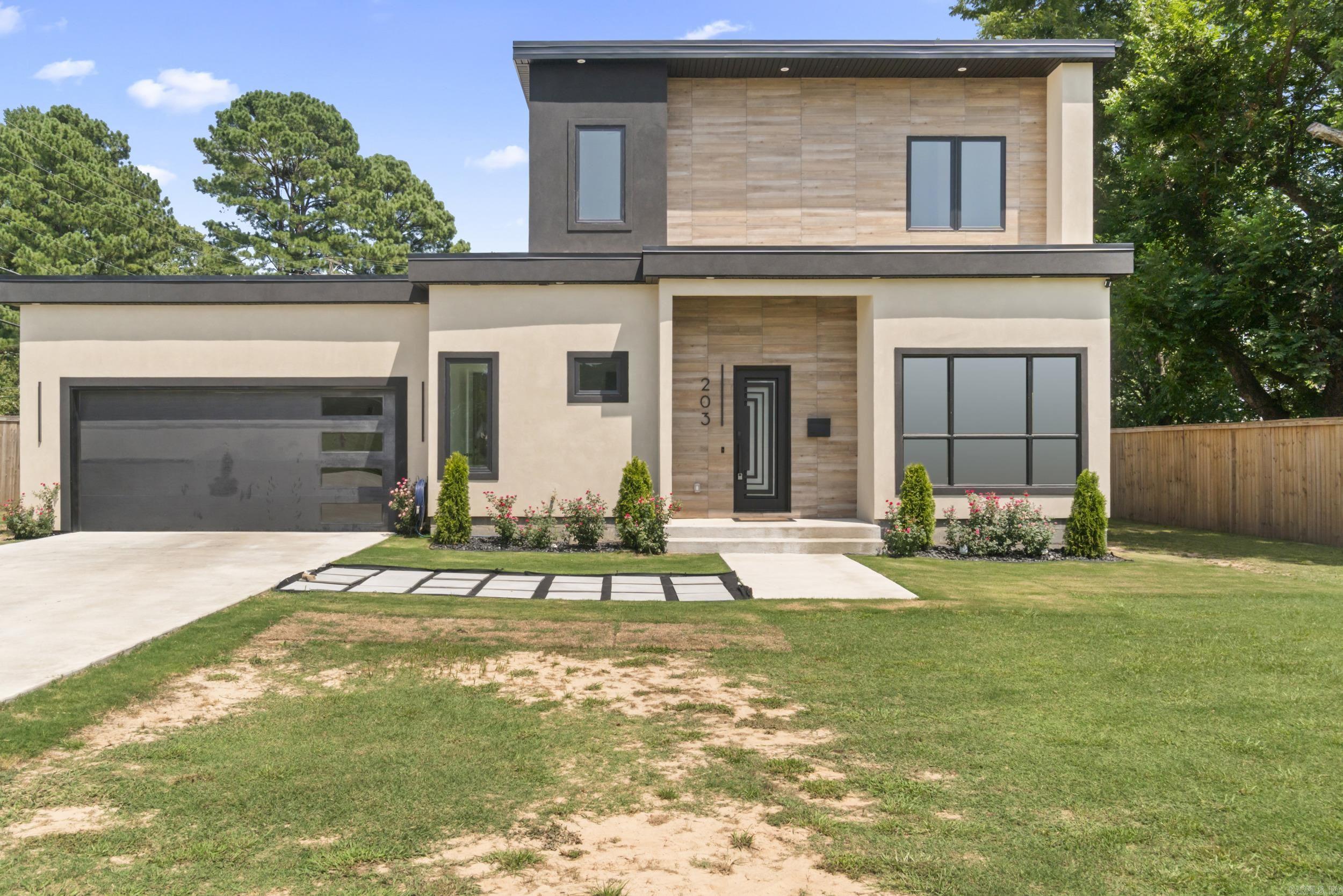 203 N Jeff Davis  Jacksonville, AR