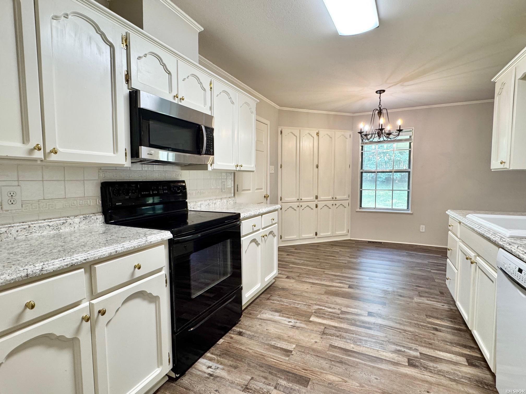 111 San Pablo  Hot Springs, AR