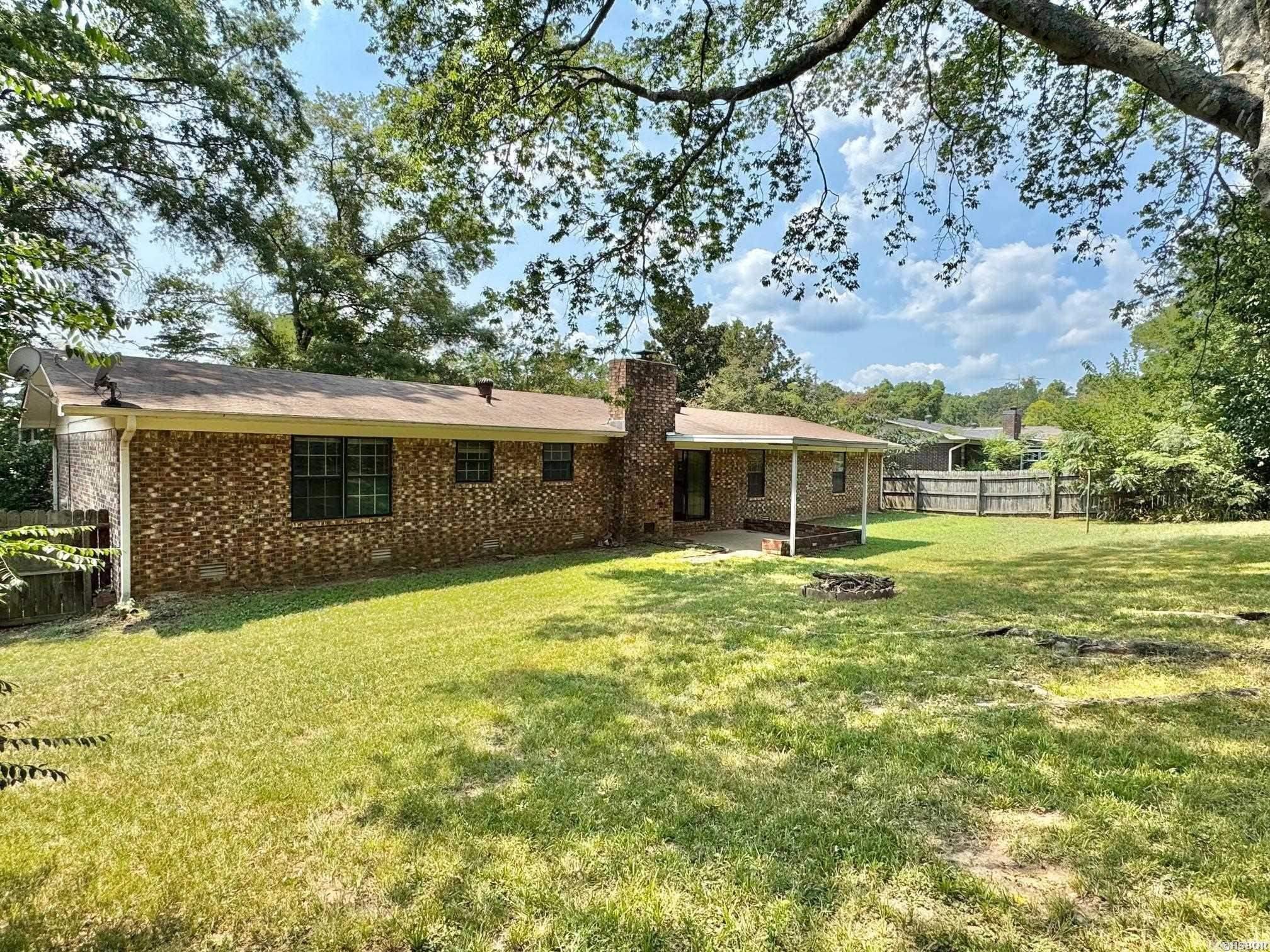 111 San Pablo  Hot Springs, AR