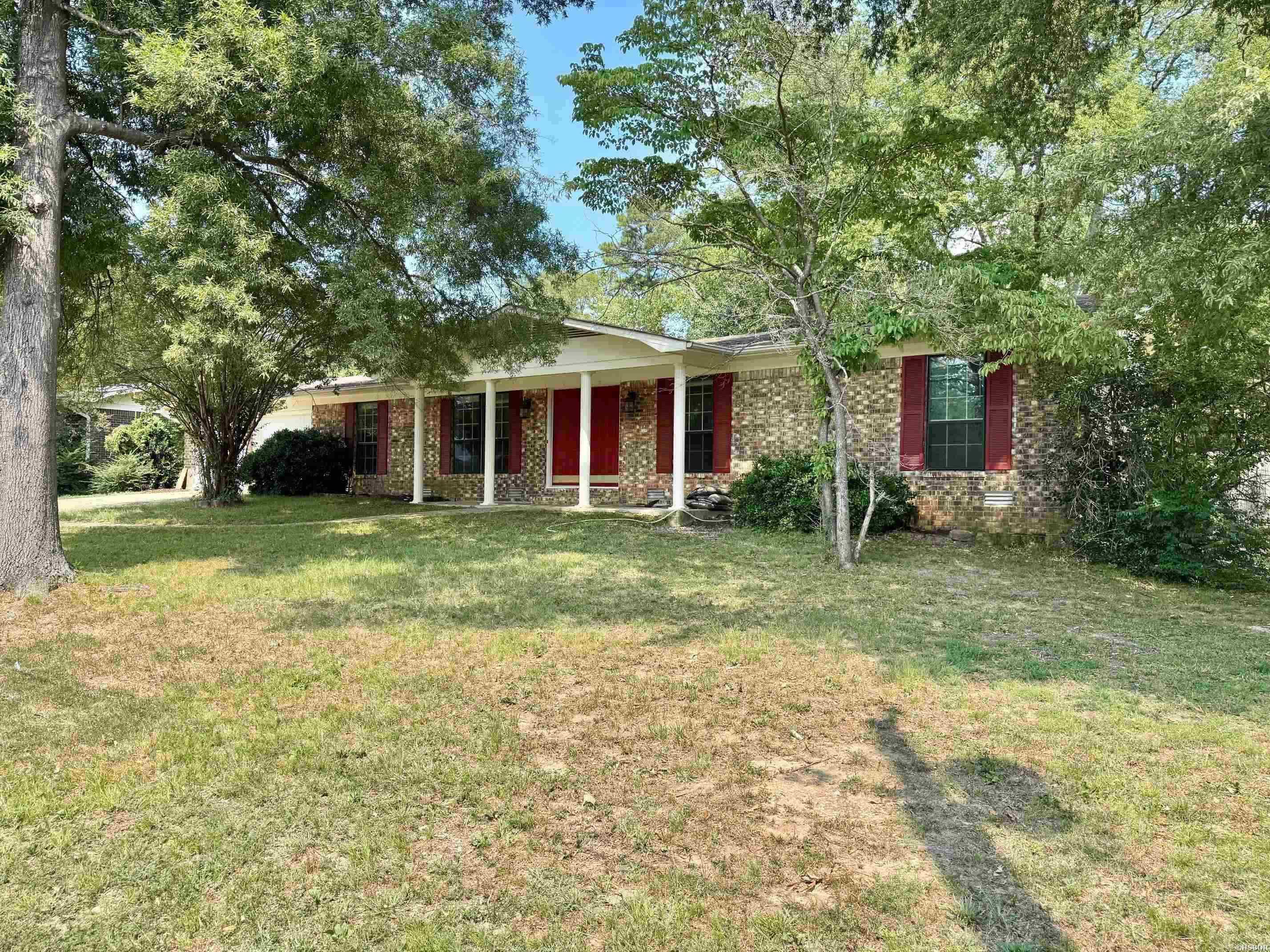111 San Pablo  Hot Springs, AR