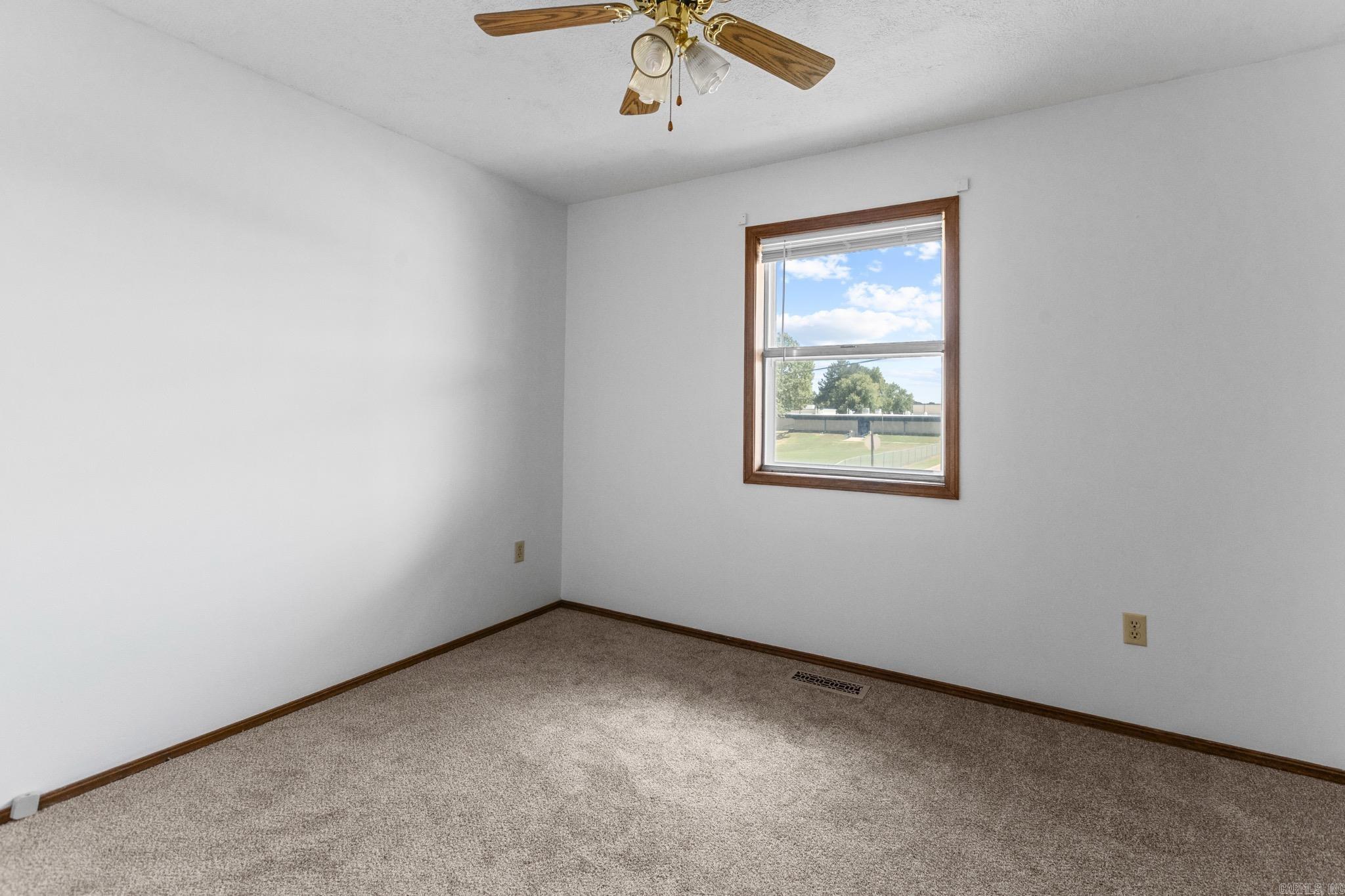 521 E 13th  Mountain Home, AR
