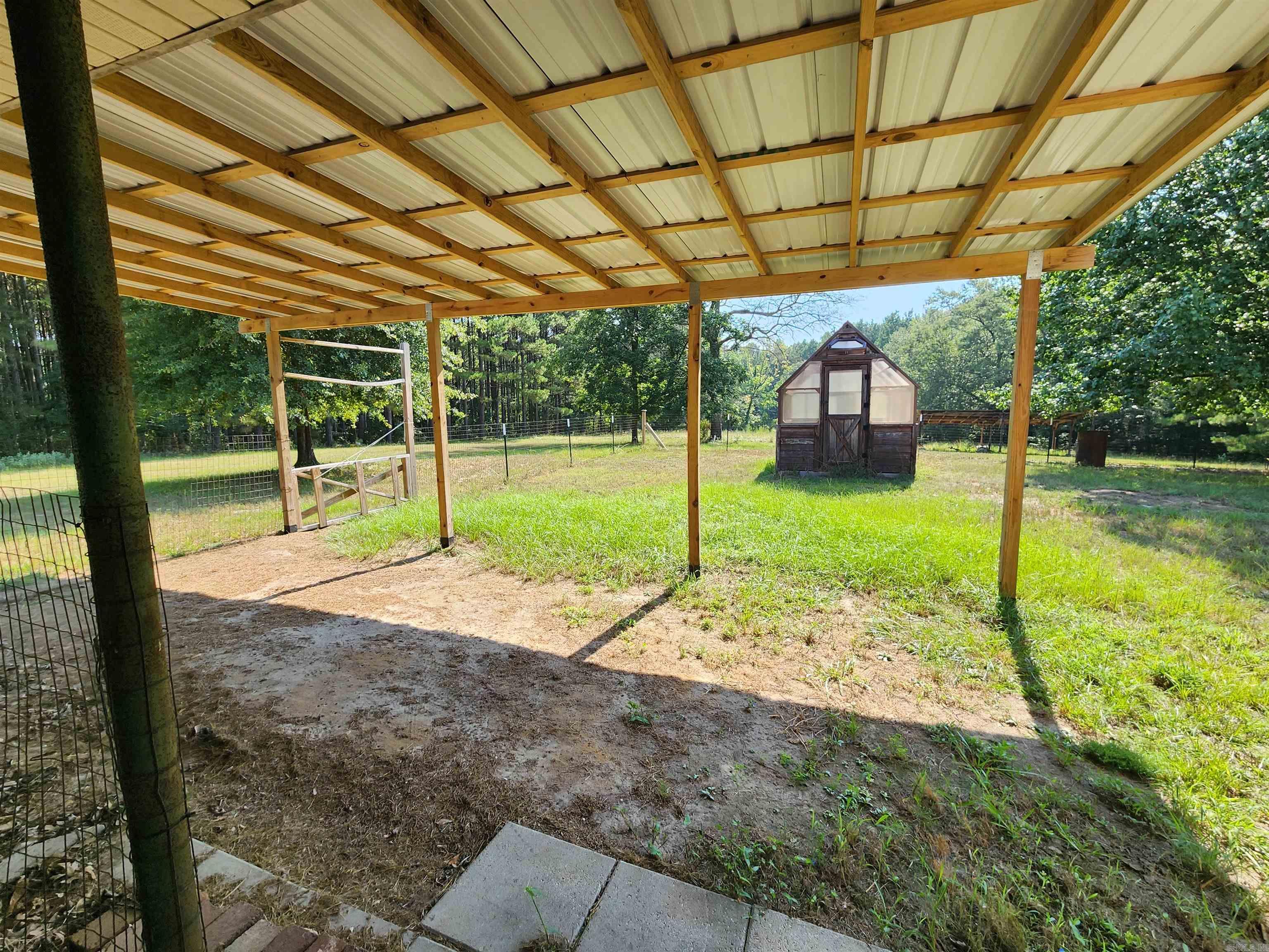 1720 Columbia Rd 63  Stephens, AR