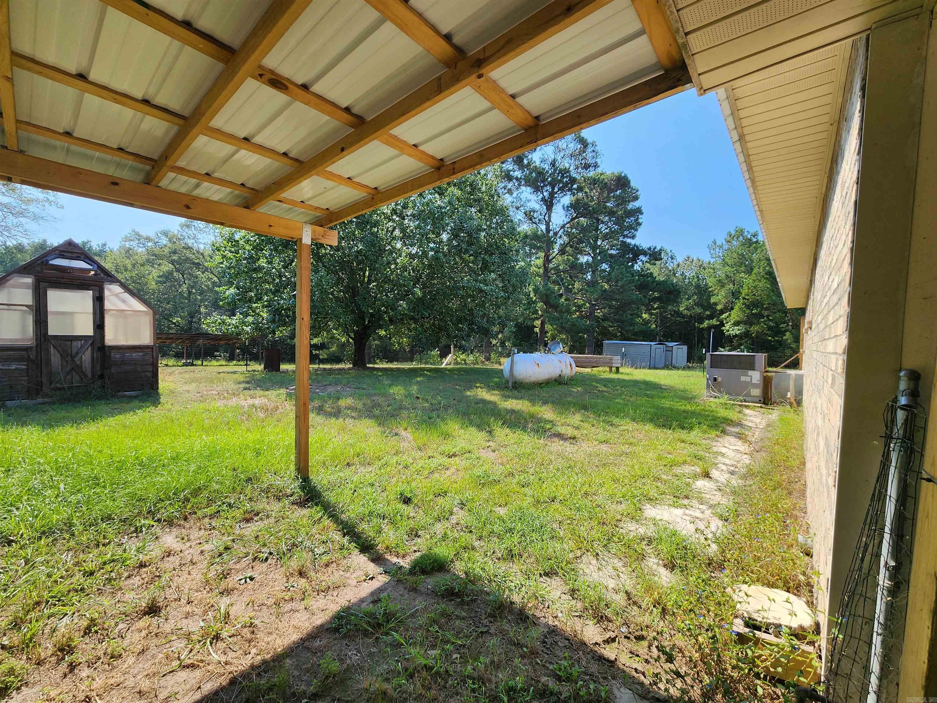 1720 Columbia Rd 63  Stephens, AR