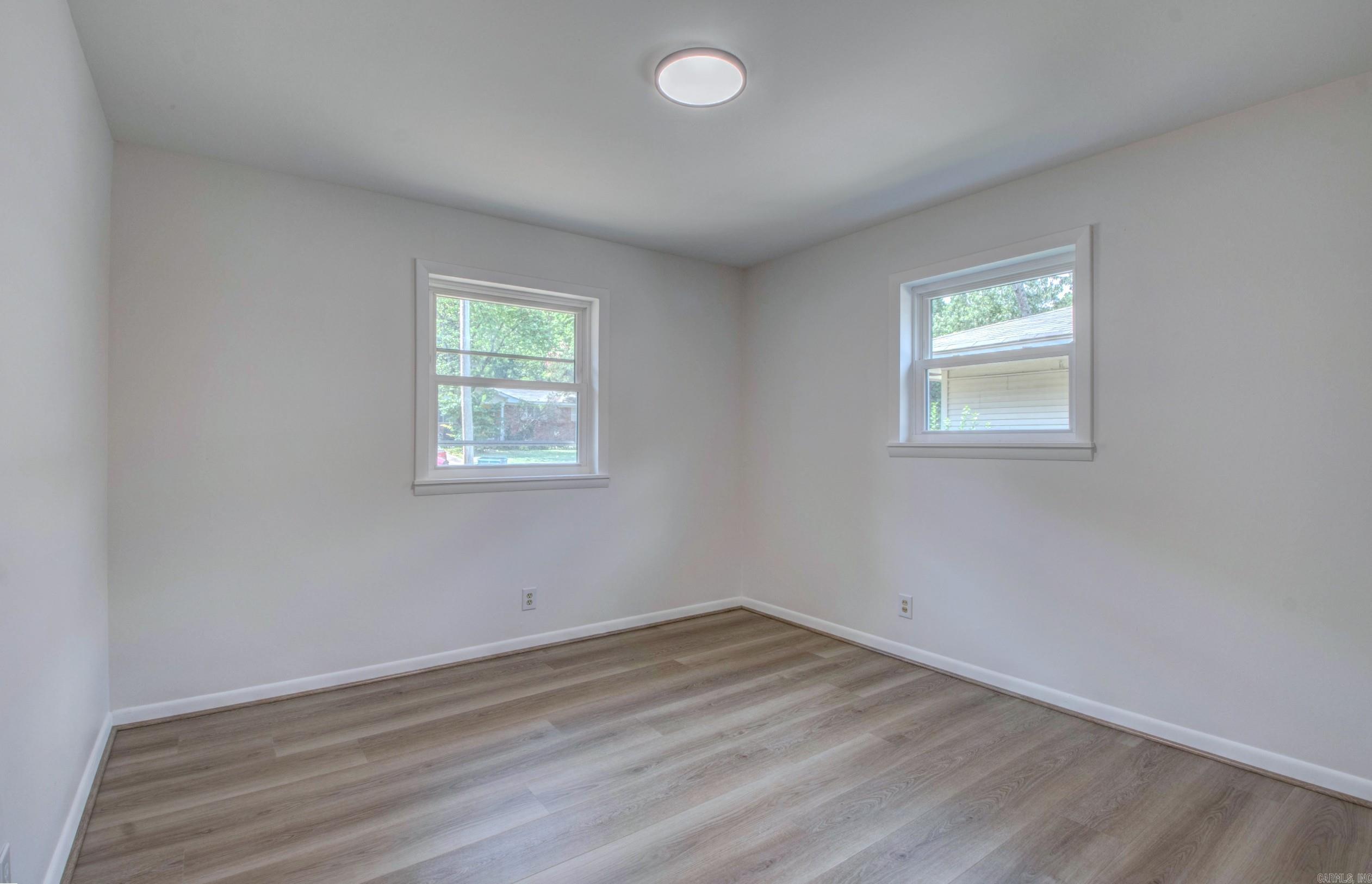 9300 Cloverhill  Little Rock, AR