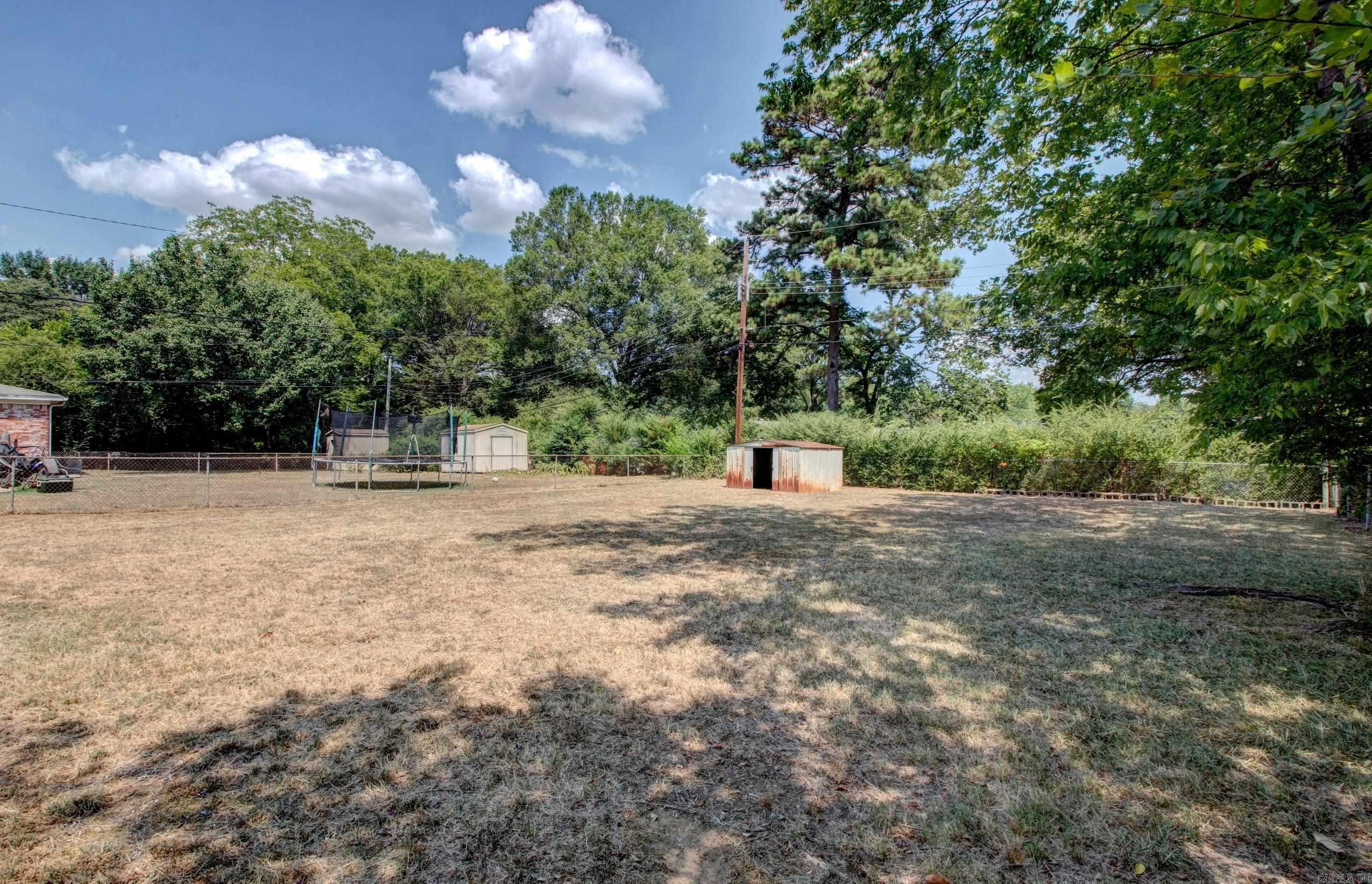 9300 Cloverhill  Little Rock, AR