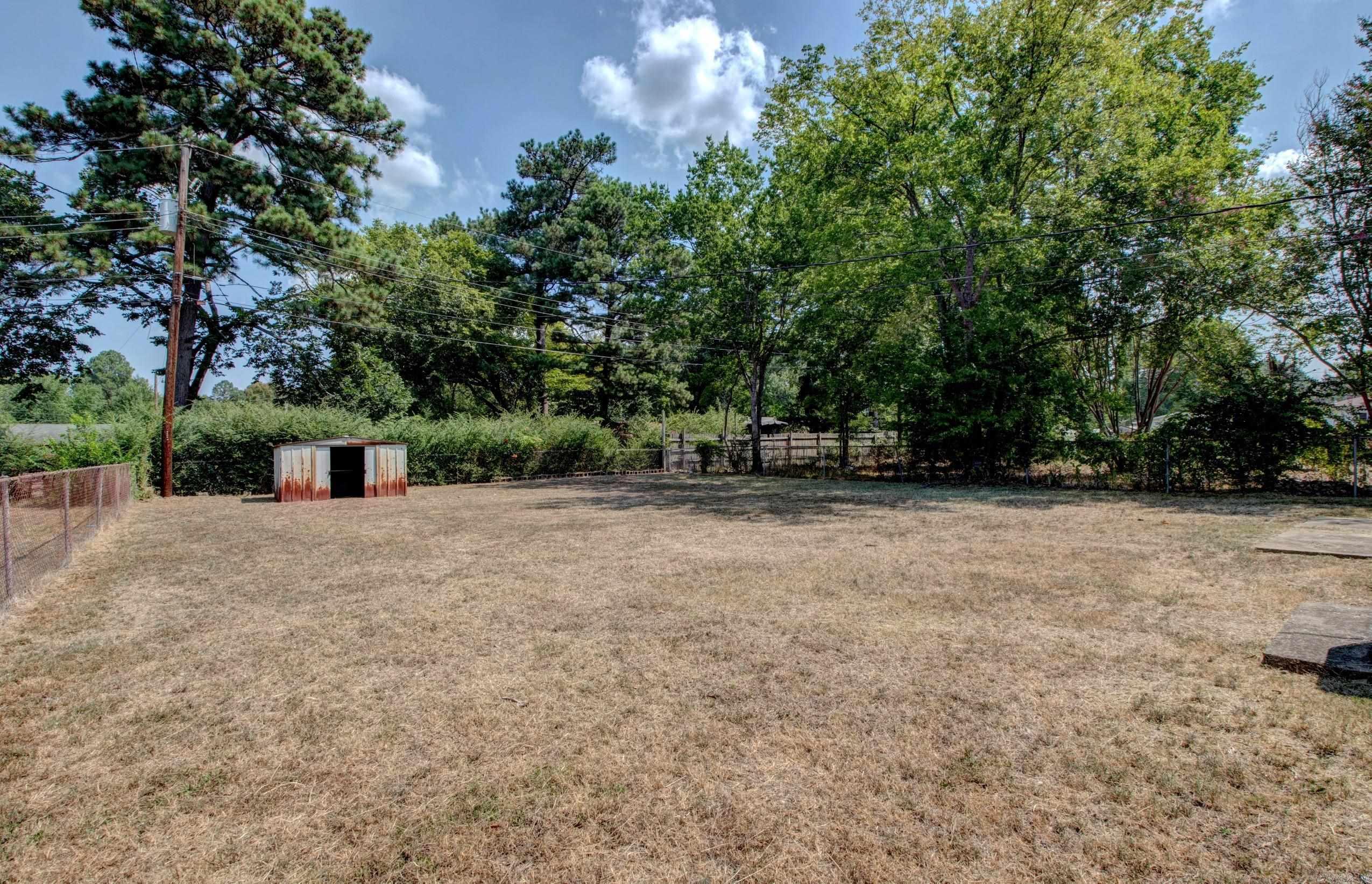 9300 Cloverhill  Little Rock, AR