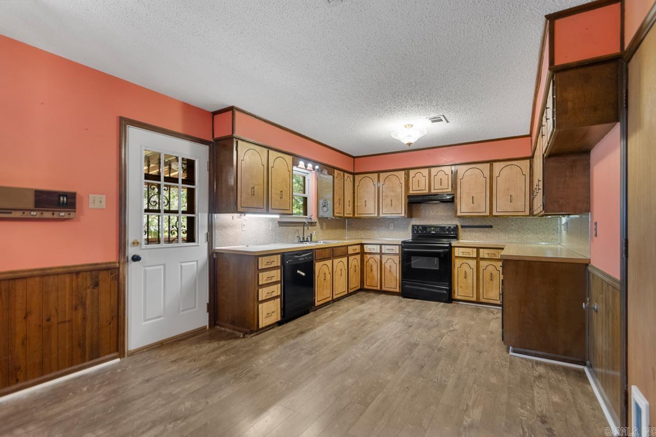 9460 Robin Ln  Sherwood, AR