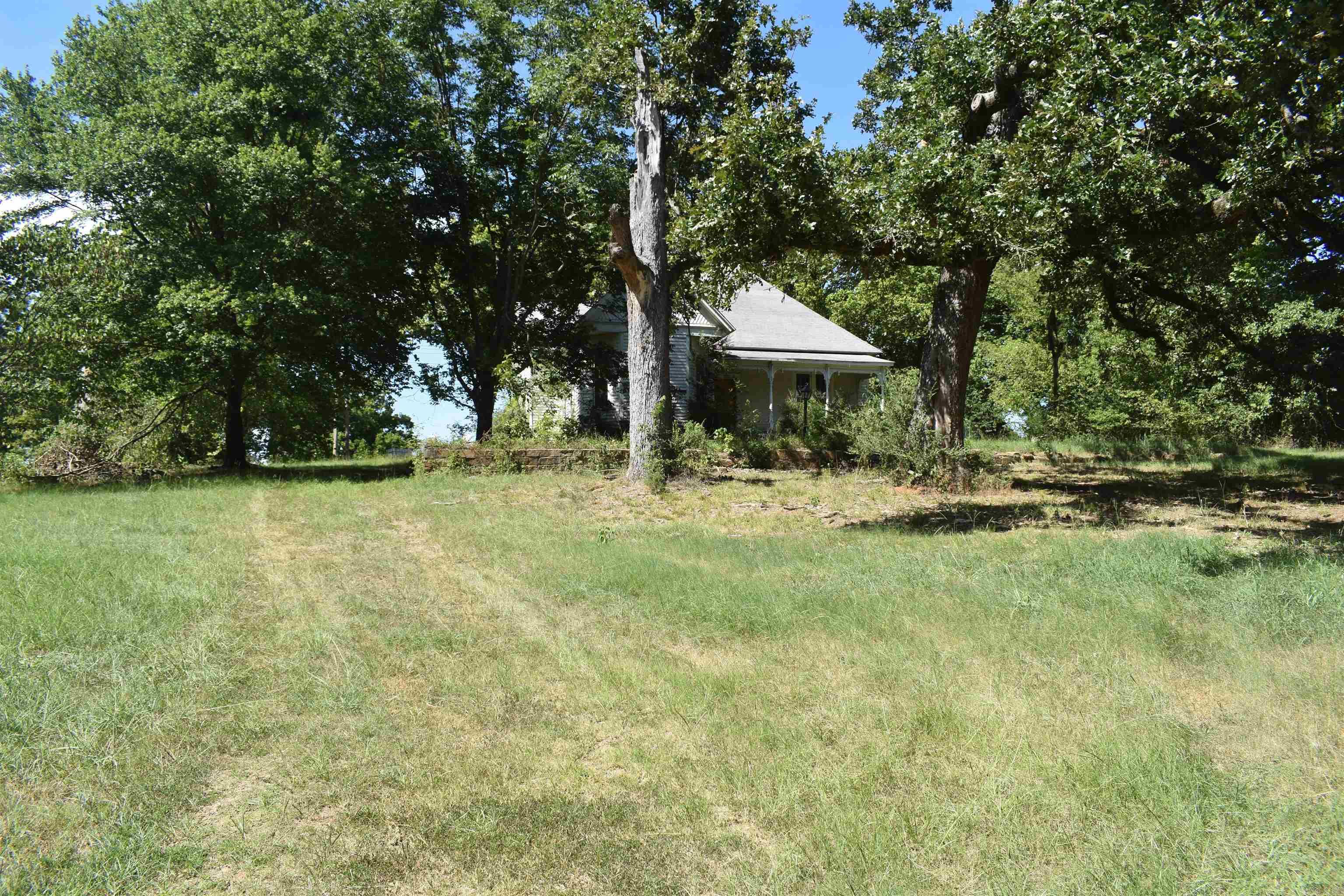 19228 HWY 41 S  Magazine, AR
