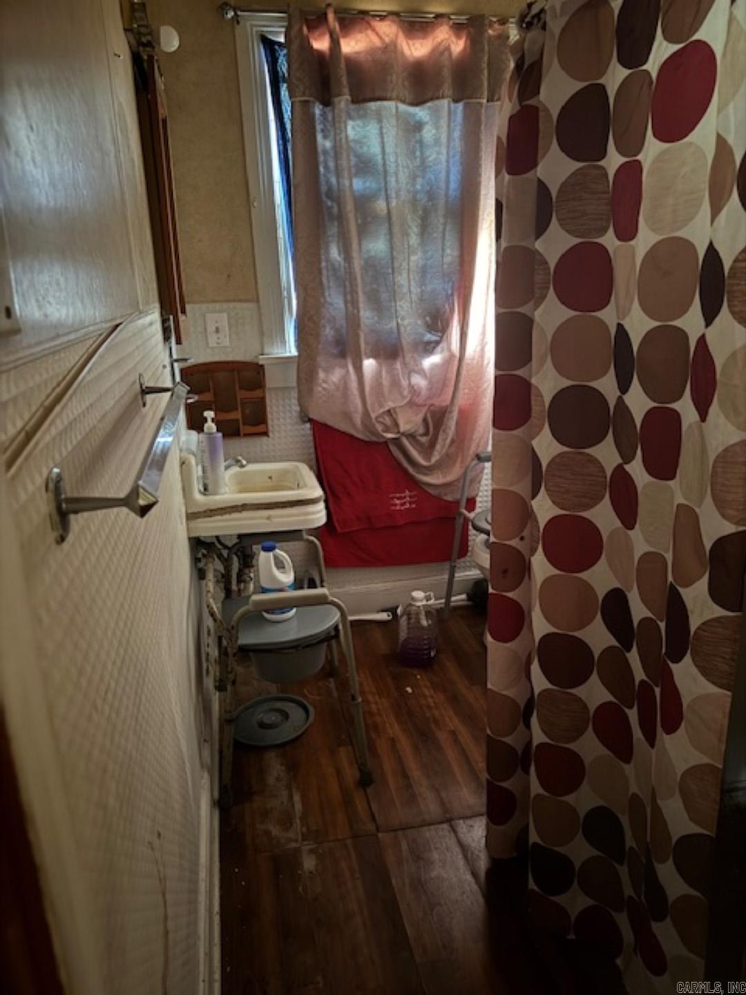 807 N Charlotte  Fordyce, AR