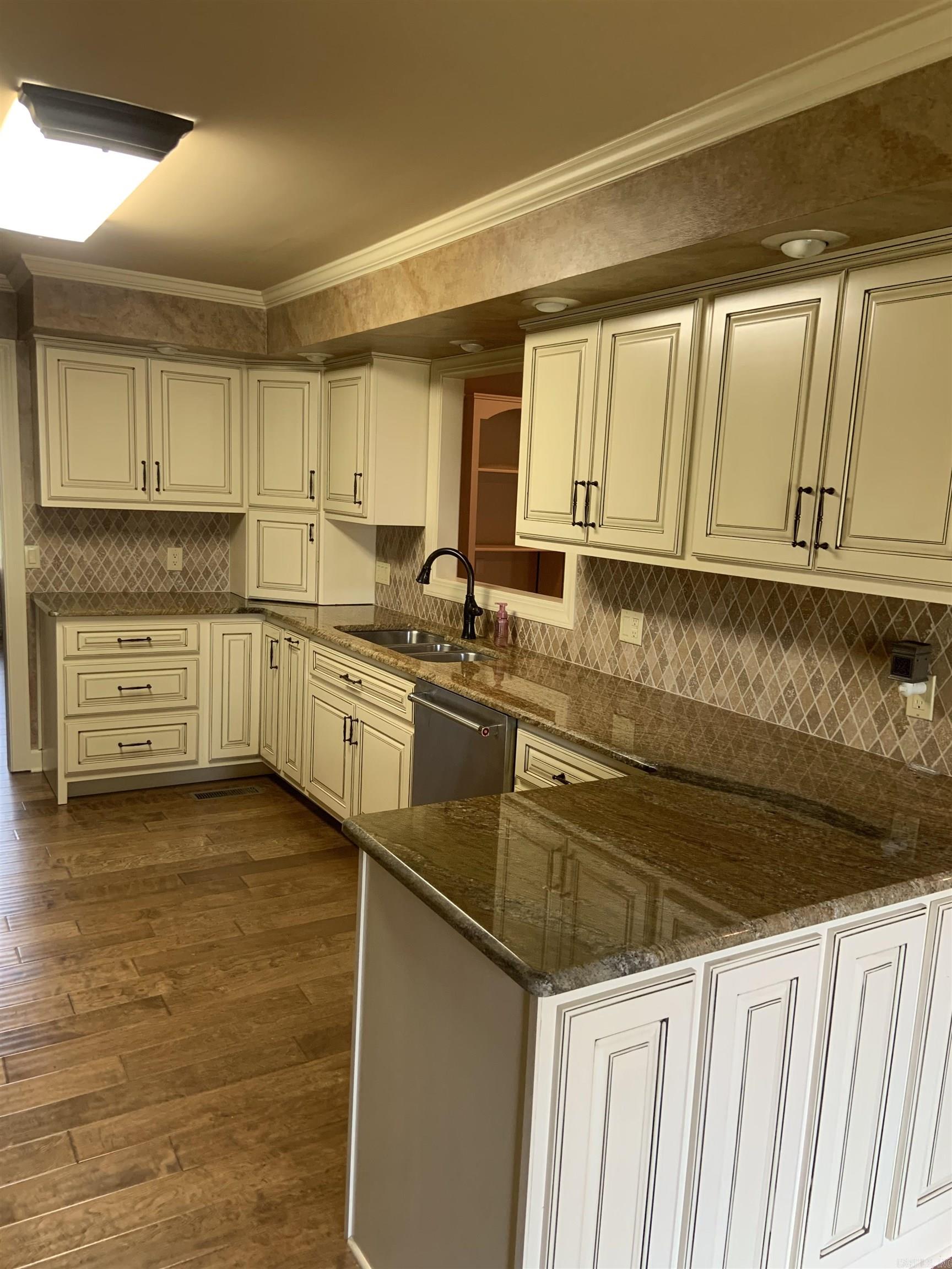 1901 Marlanita Dr.  Paragould, AR
