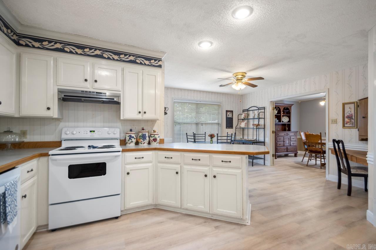 2904 Dickens  Conway, AR