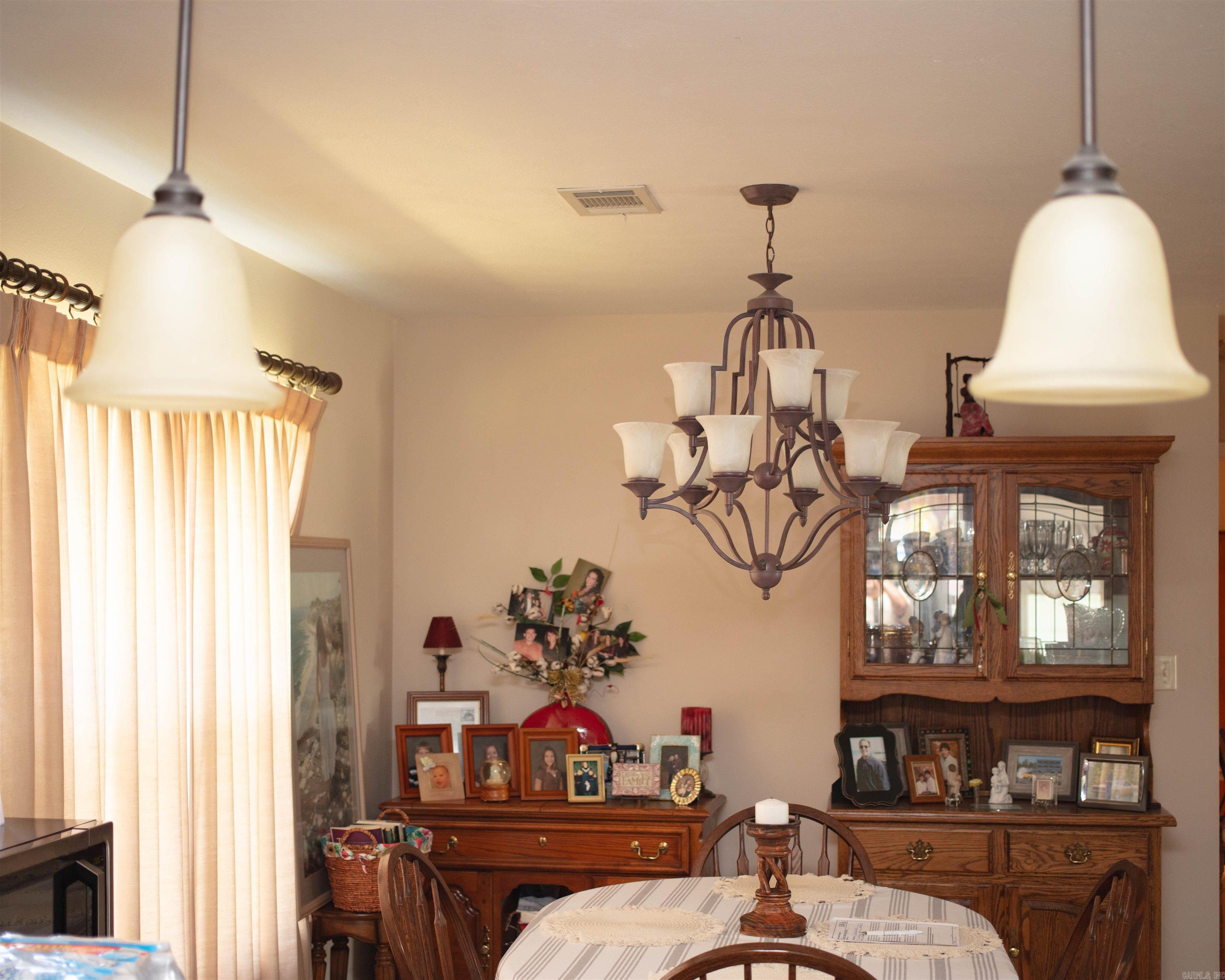 570 Saddle Brook  Austin, AR