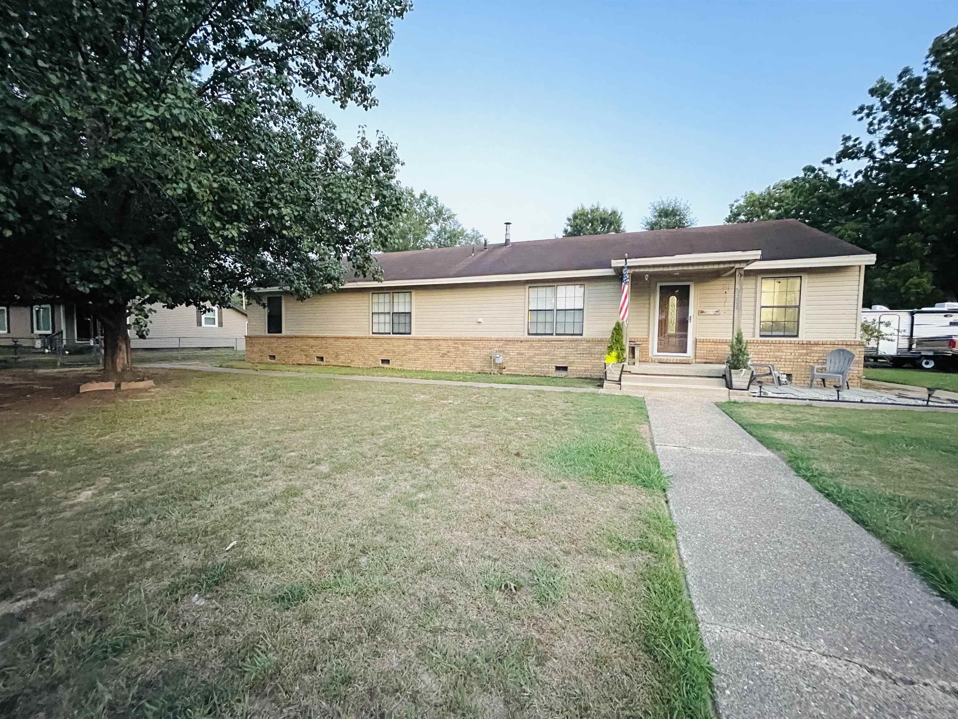200 E Ingram St.  Camden, AR