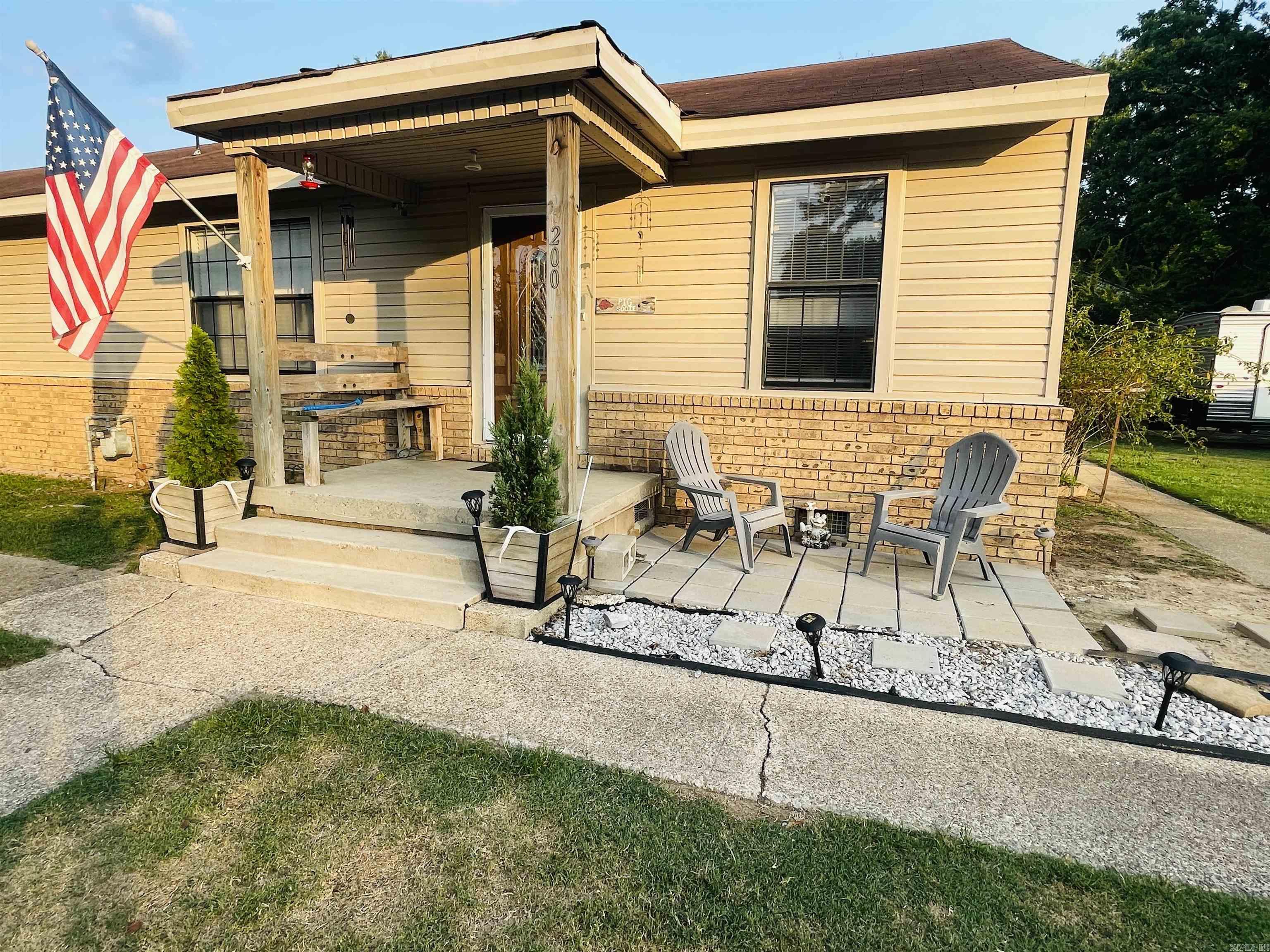 200 E Ingram St.  Camden, AR