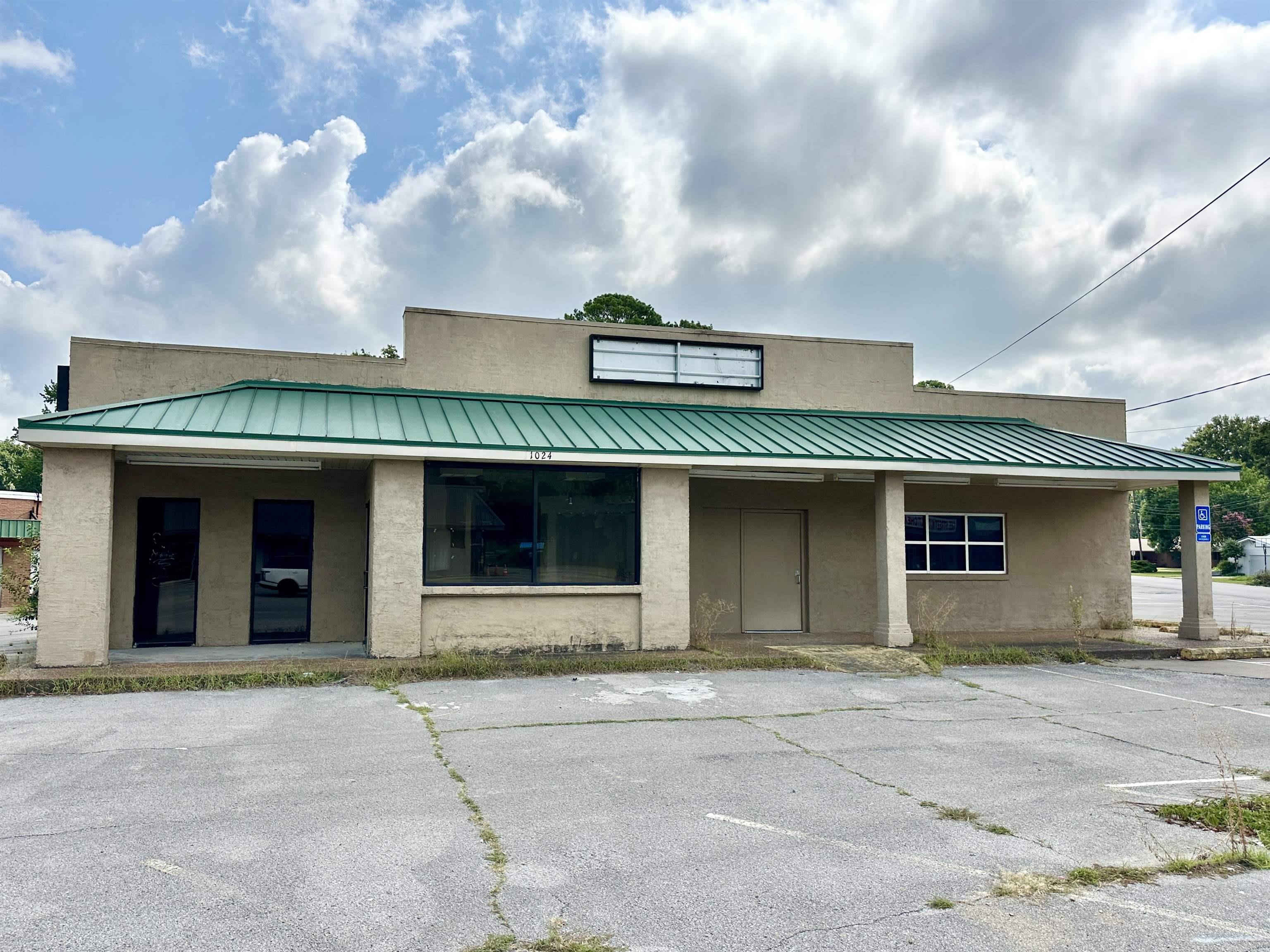1024 S Gee  Jonesboro, AR