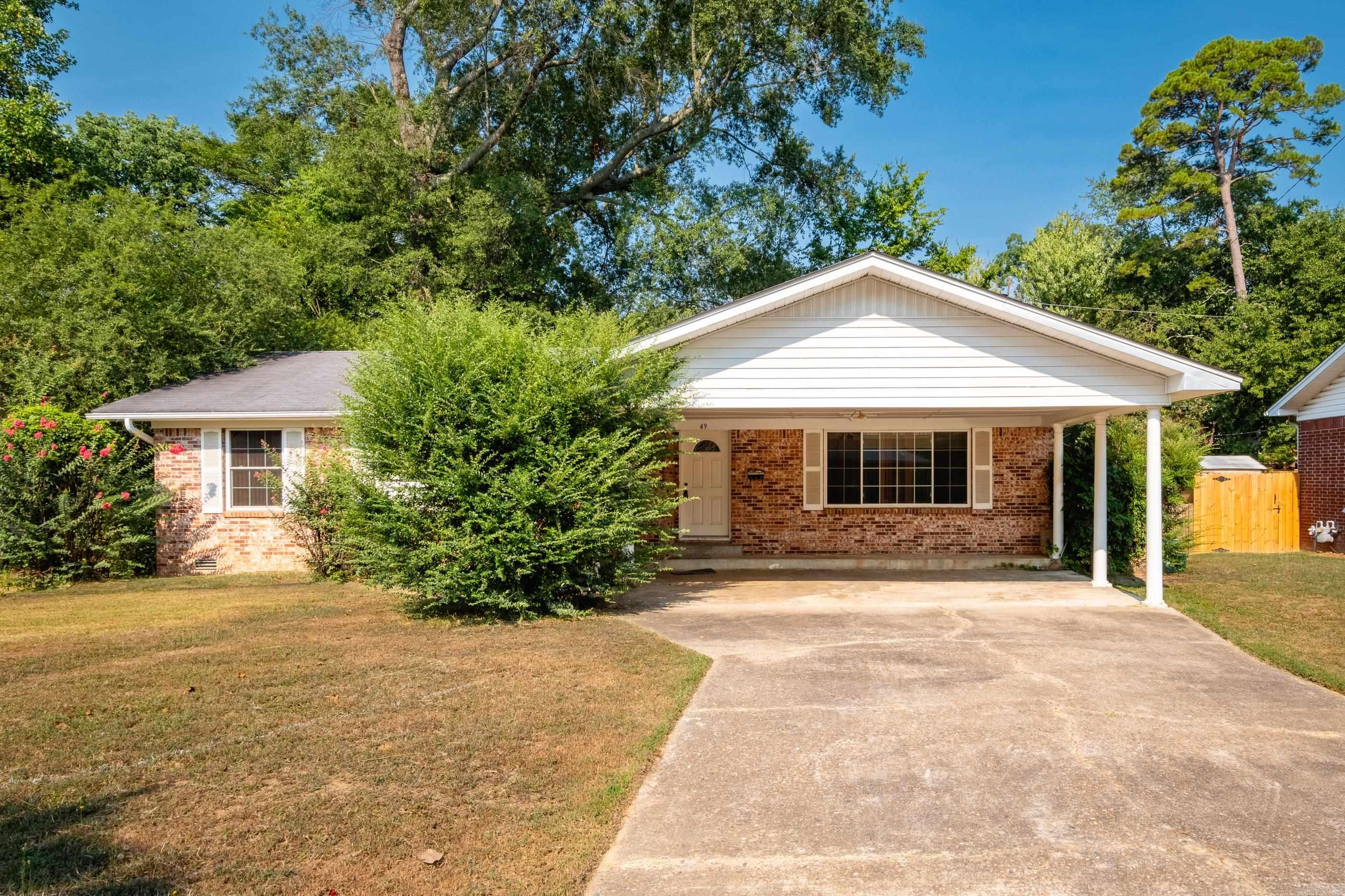 49 Meadowbrook Dr  Little Rock, AR