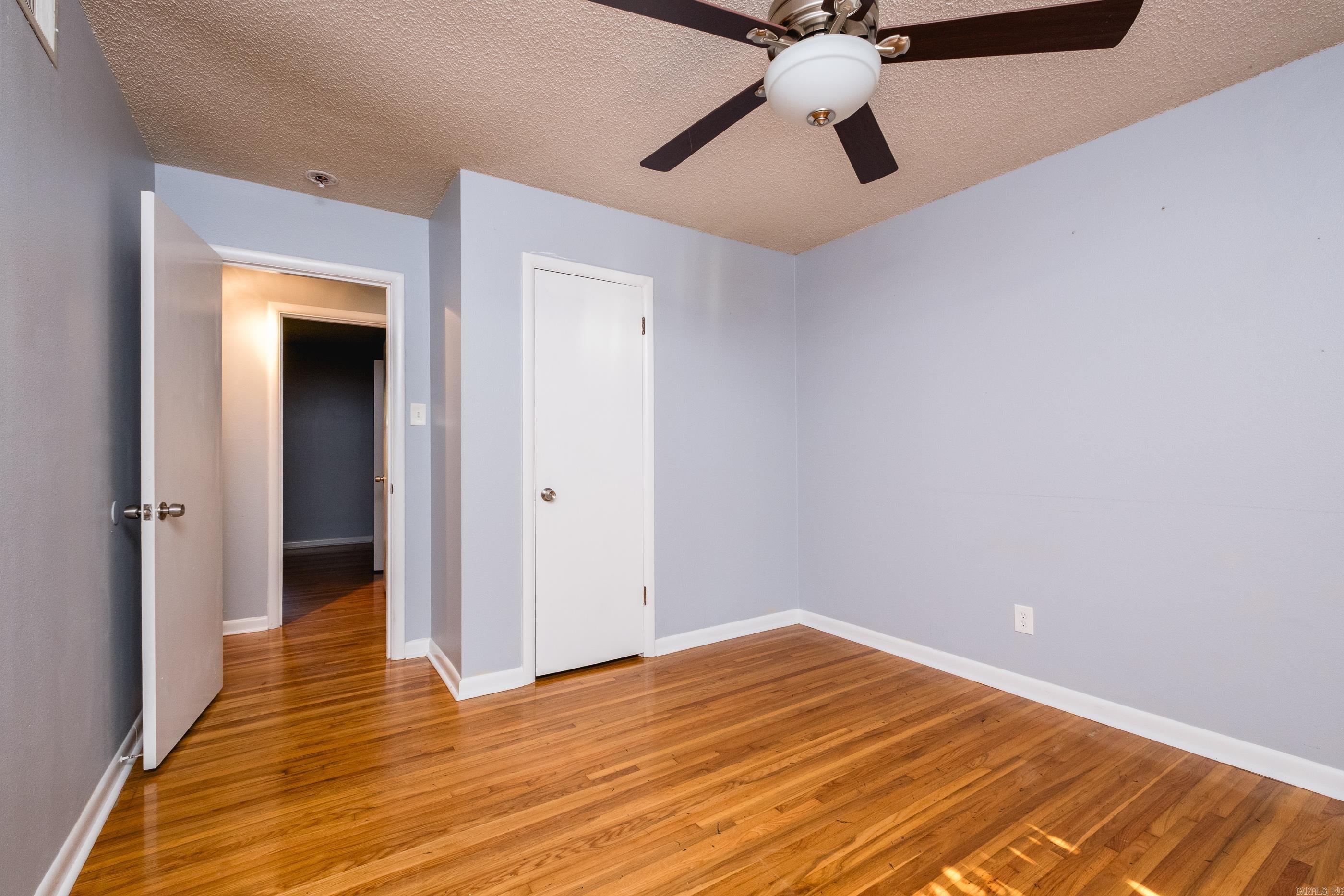 49 Meadowbrook Dr  Little Rock, AR