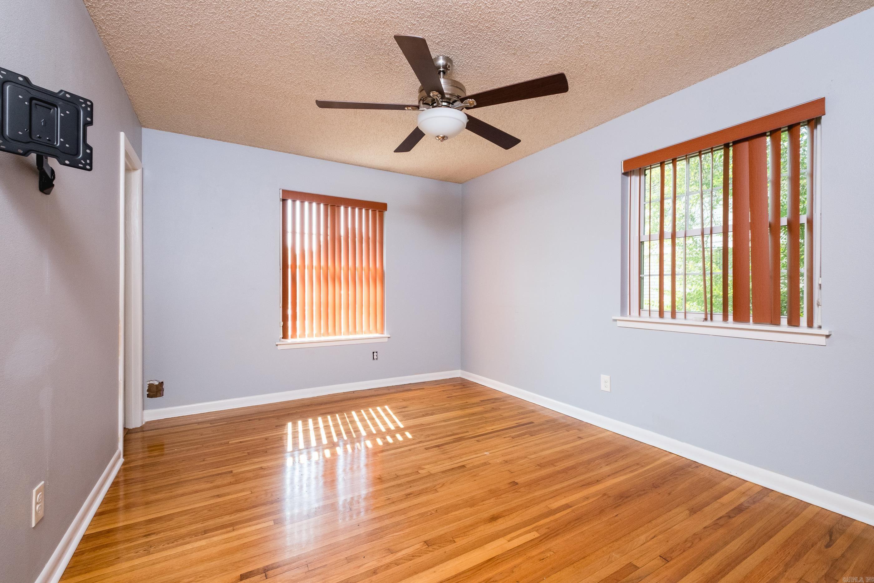 49 Meadowbrook Dr  Little Rock, AR