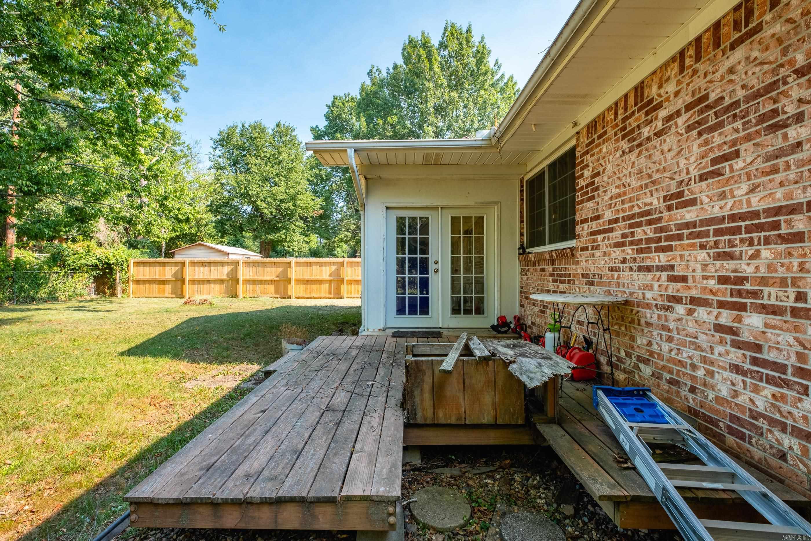 49 Meadowbrook Dr  Little Rock, AR
