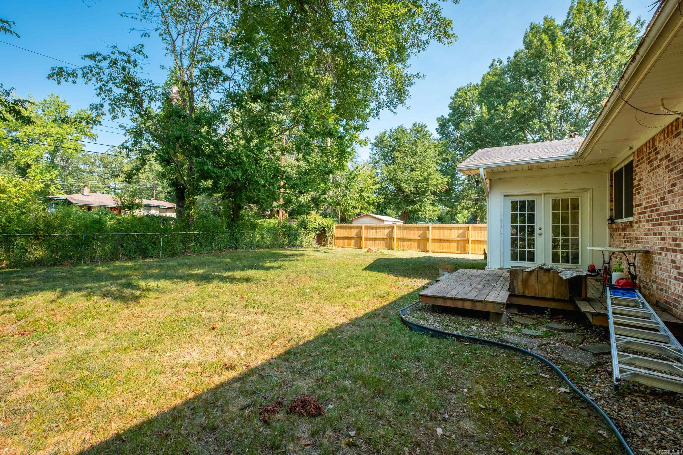 49 Meadowbrook Dr  Little Rock, AR