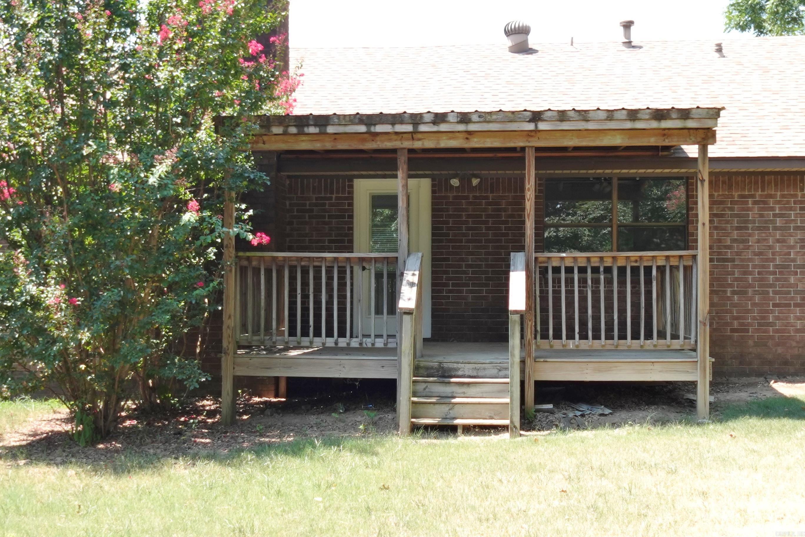 27 Kensington Dr.  Conway, AR