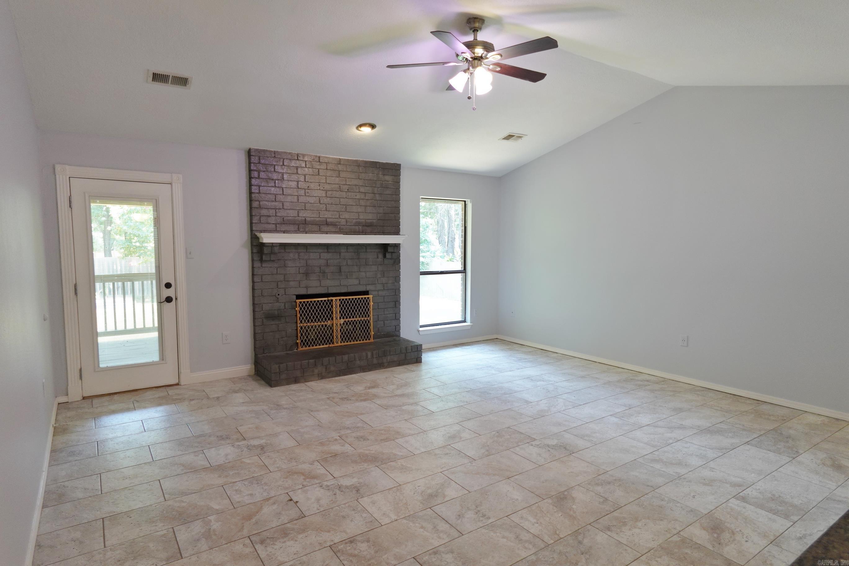27 Kensington Dr.  Conway, AR
