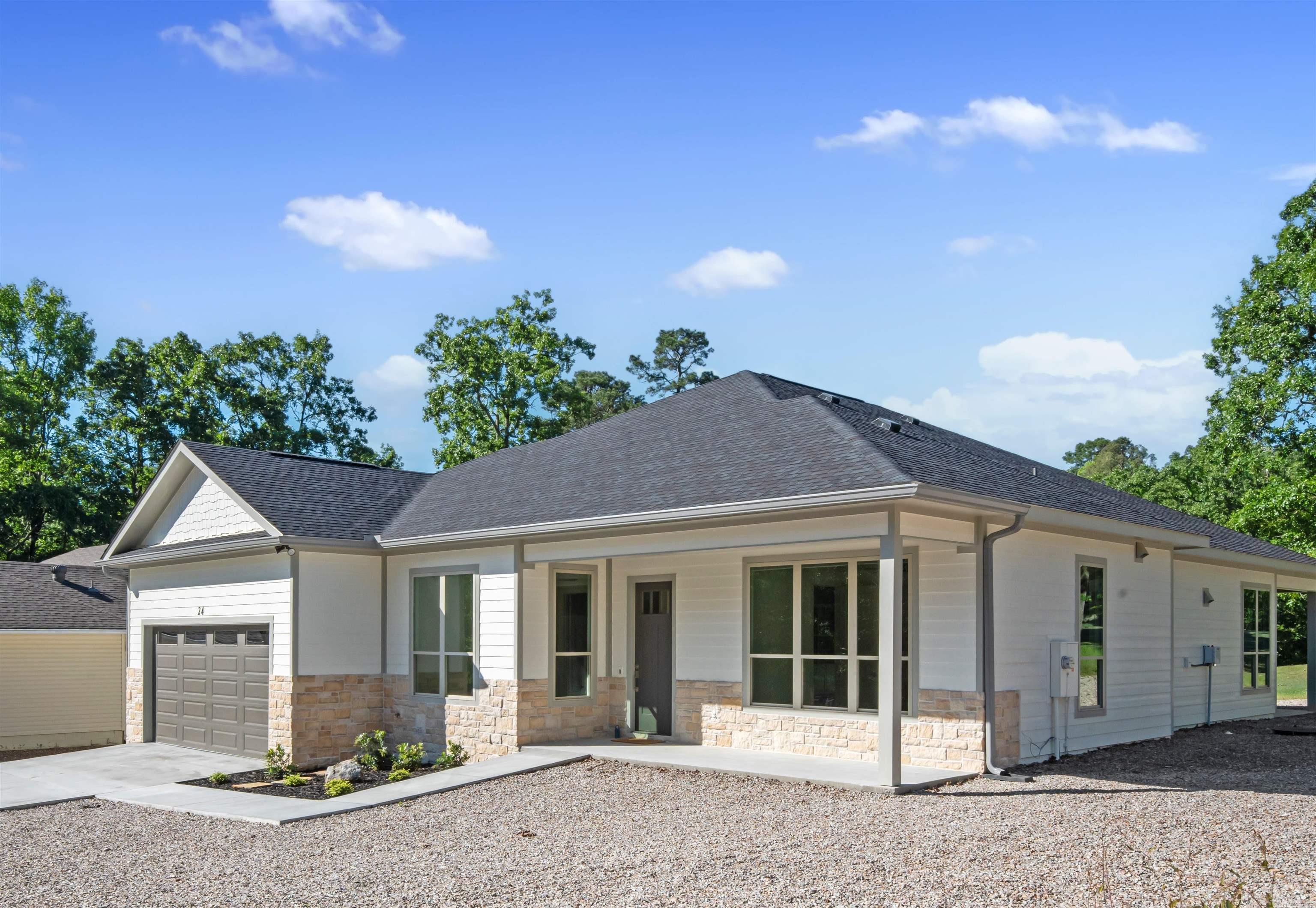 24 Zarina Ln  Hot Springs Village, AR