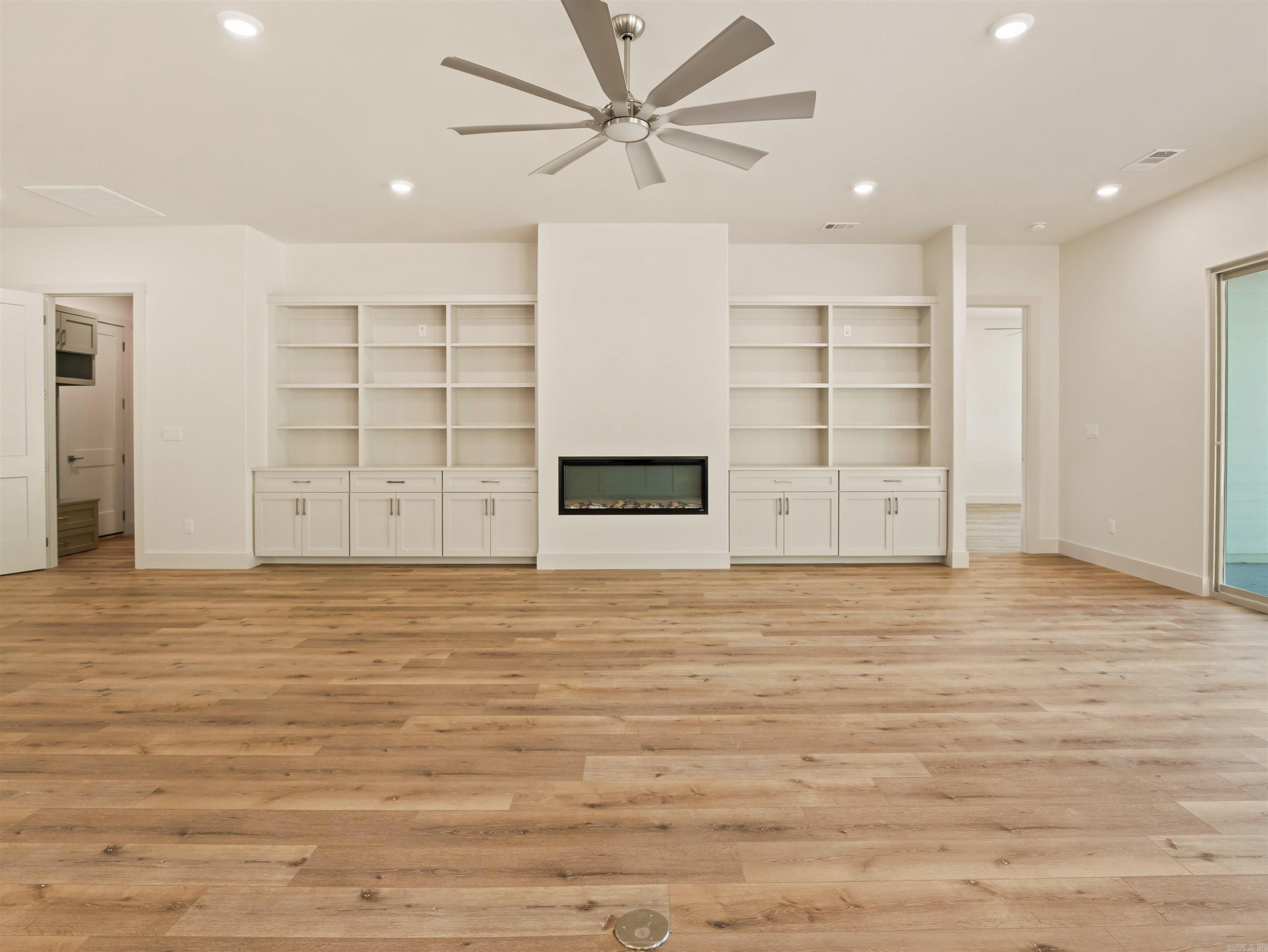 24 Zarina Ln  Hot Springs Village, AR
