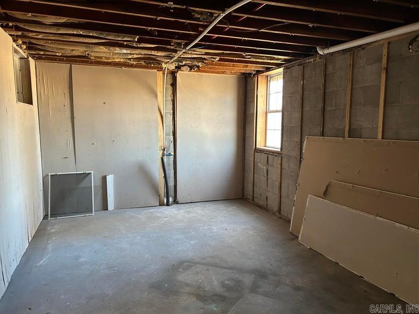 30 Bittersweet  Hardy, AR