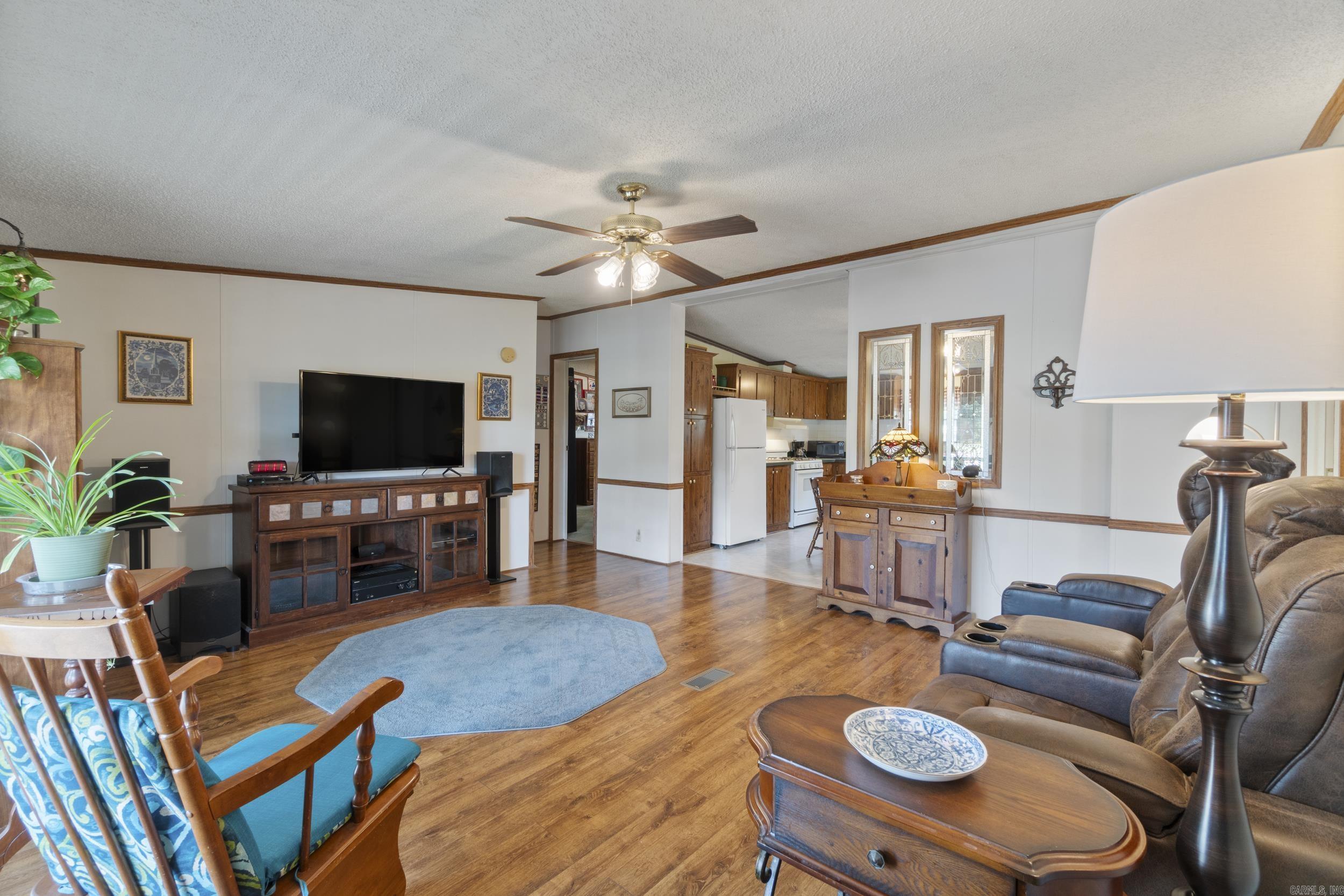 61 Brewer  Conway, AR