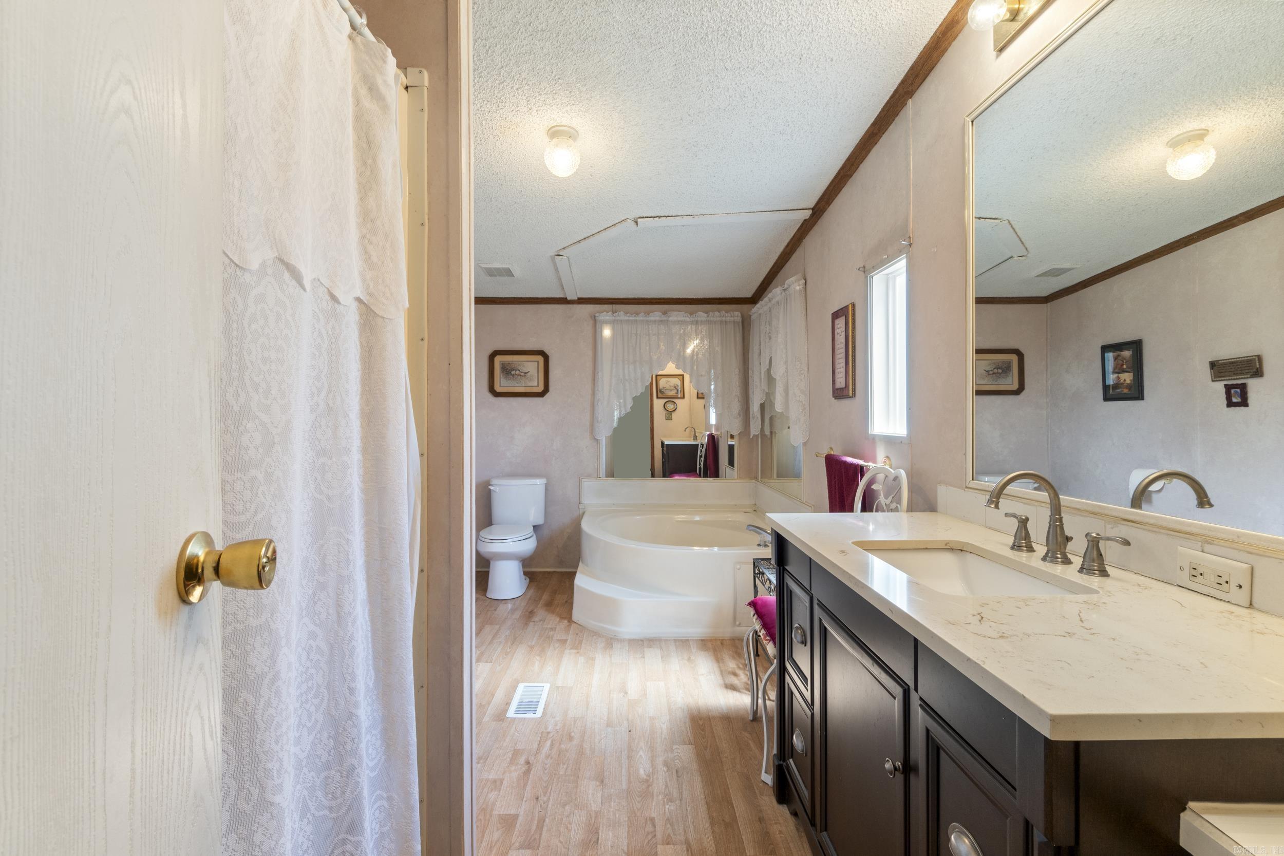 61 Brewer  Conway, AR