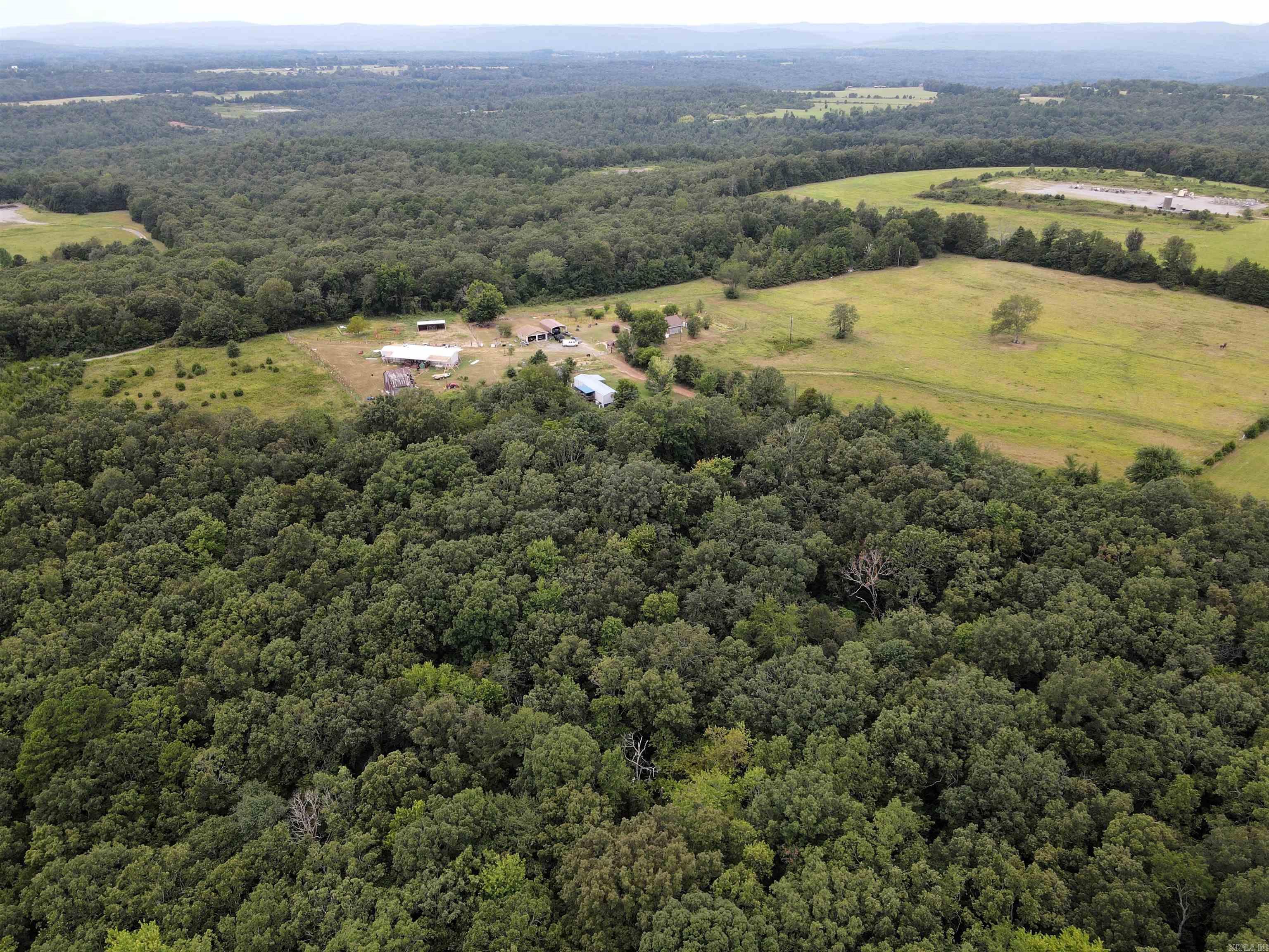 000 Merryman  Clinton, AR