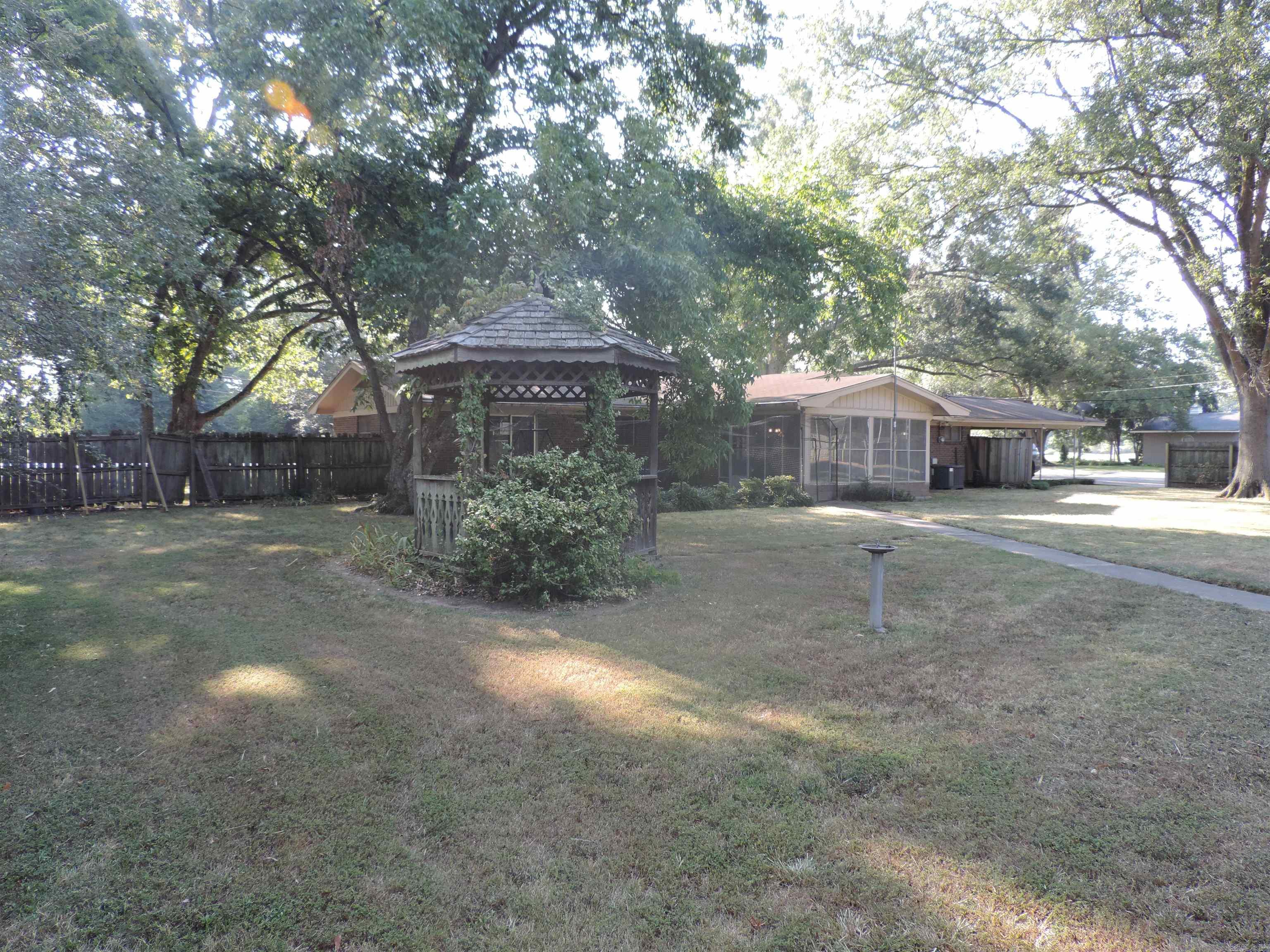 410 Adams  Dumas, AR