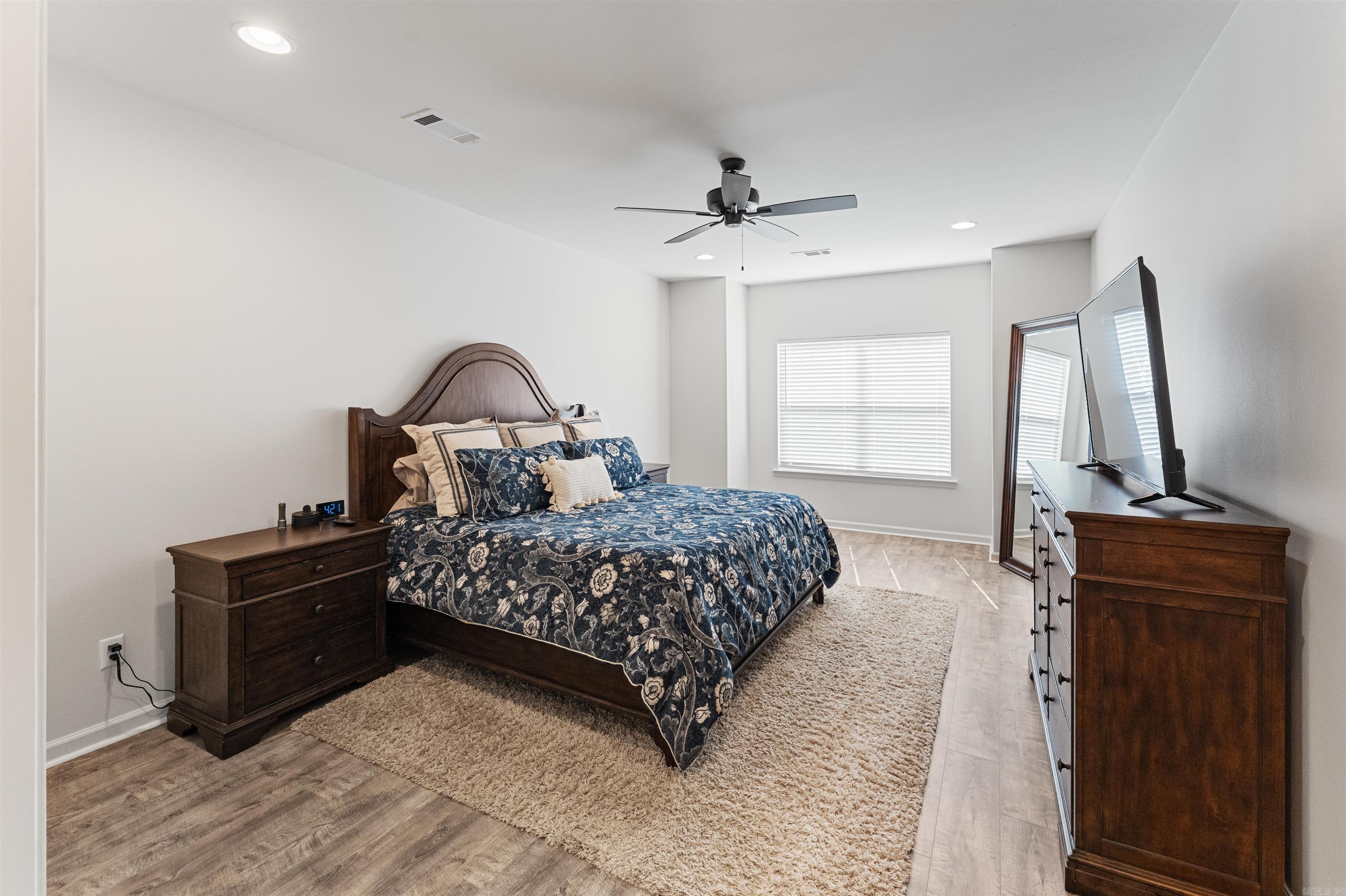 5949 NICKEL BILL JAMES ROAD  Benton, AR