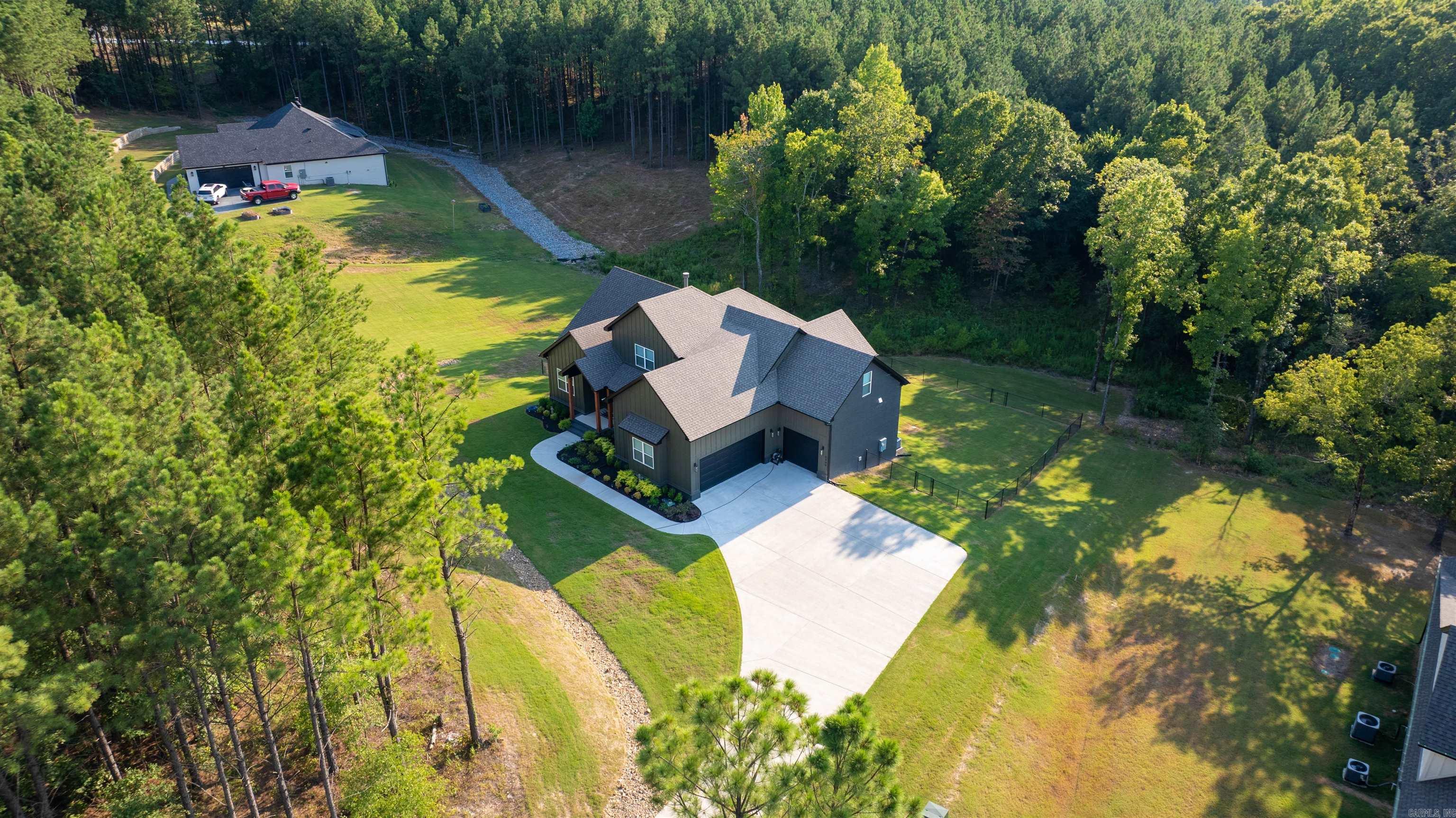 5949 NICKEL BILL JAMES ROAD  Benton, AR