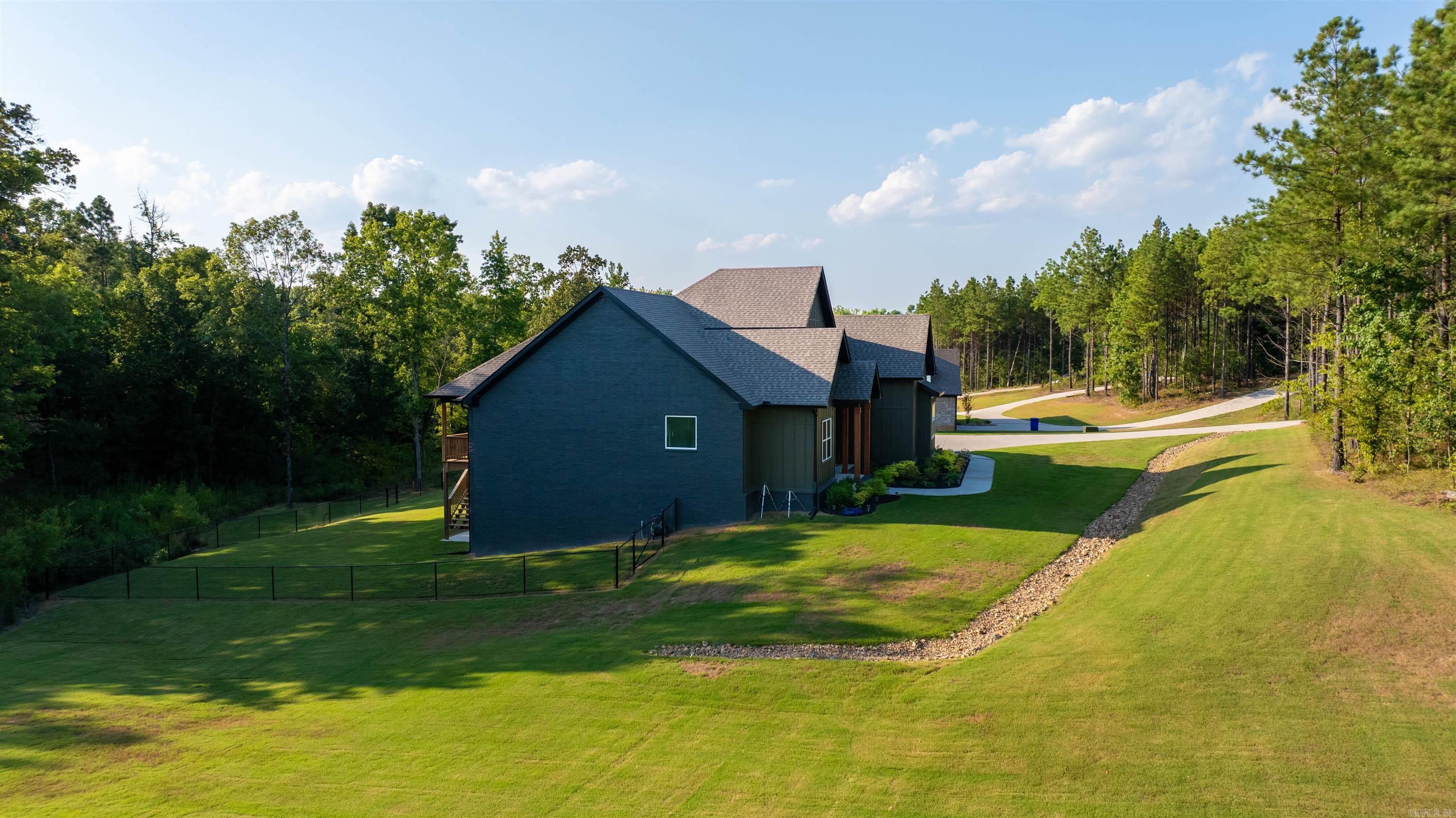 5949 NICKEL BILL JAMES ROAD  Benton, AR