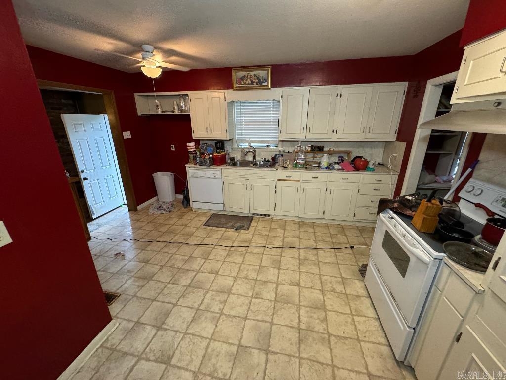 3813 Hillside  North Little Rock, AR