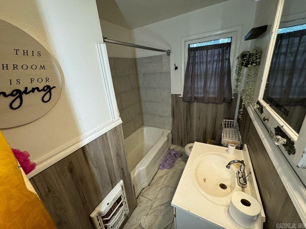 3813 Hillside  North Little Rock, AR
