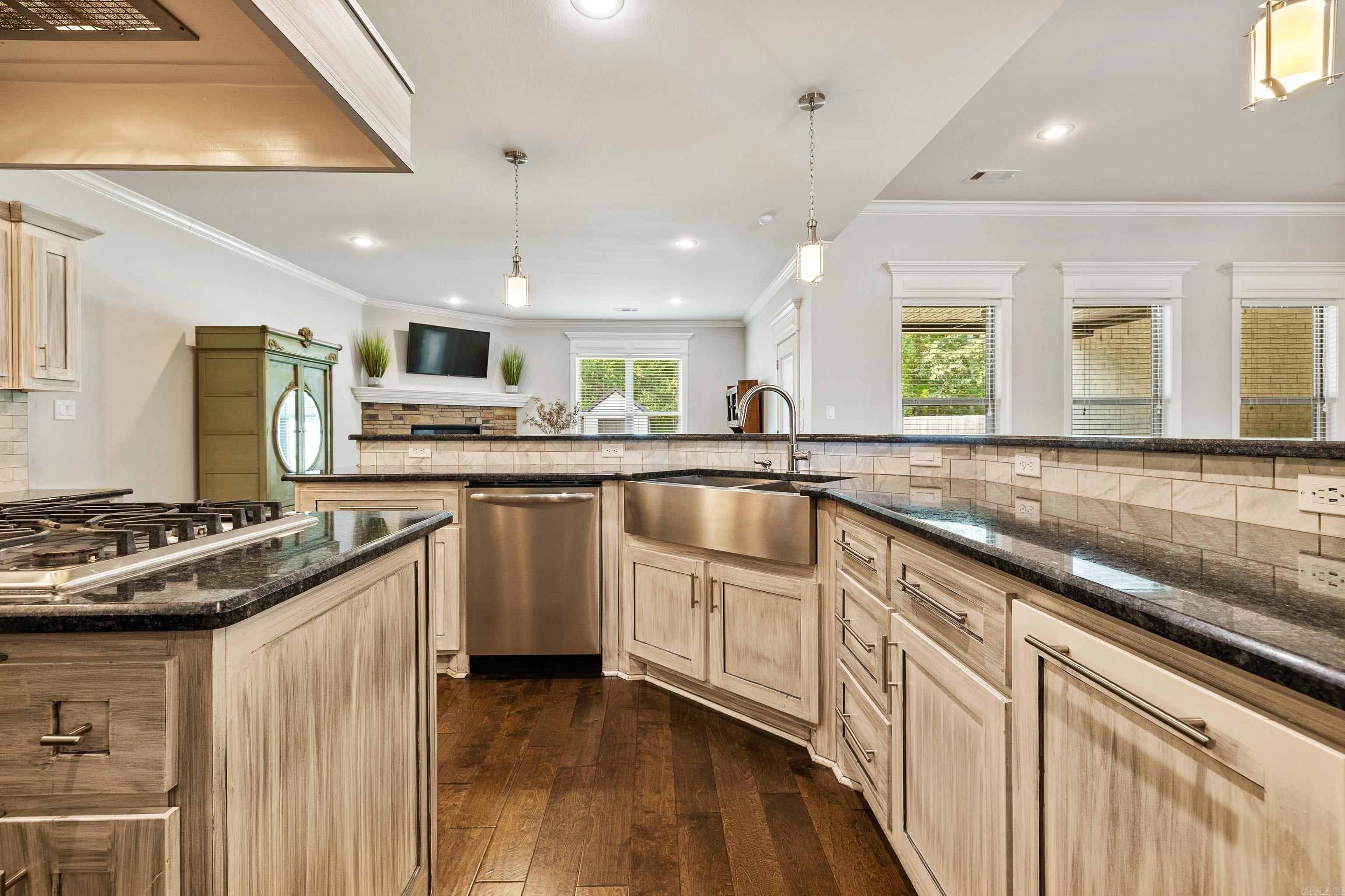 2524 Aberdeen Drive  Bryant, AR