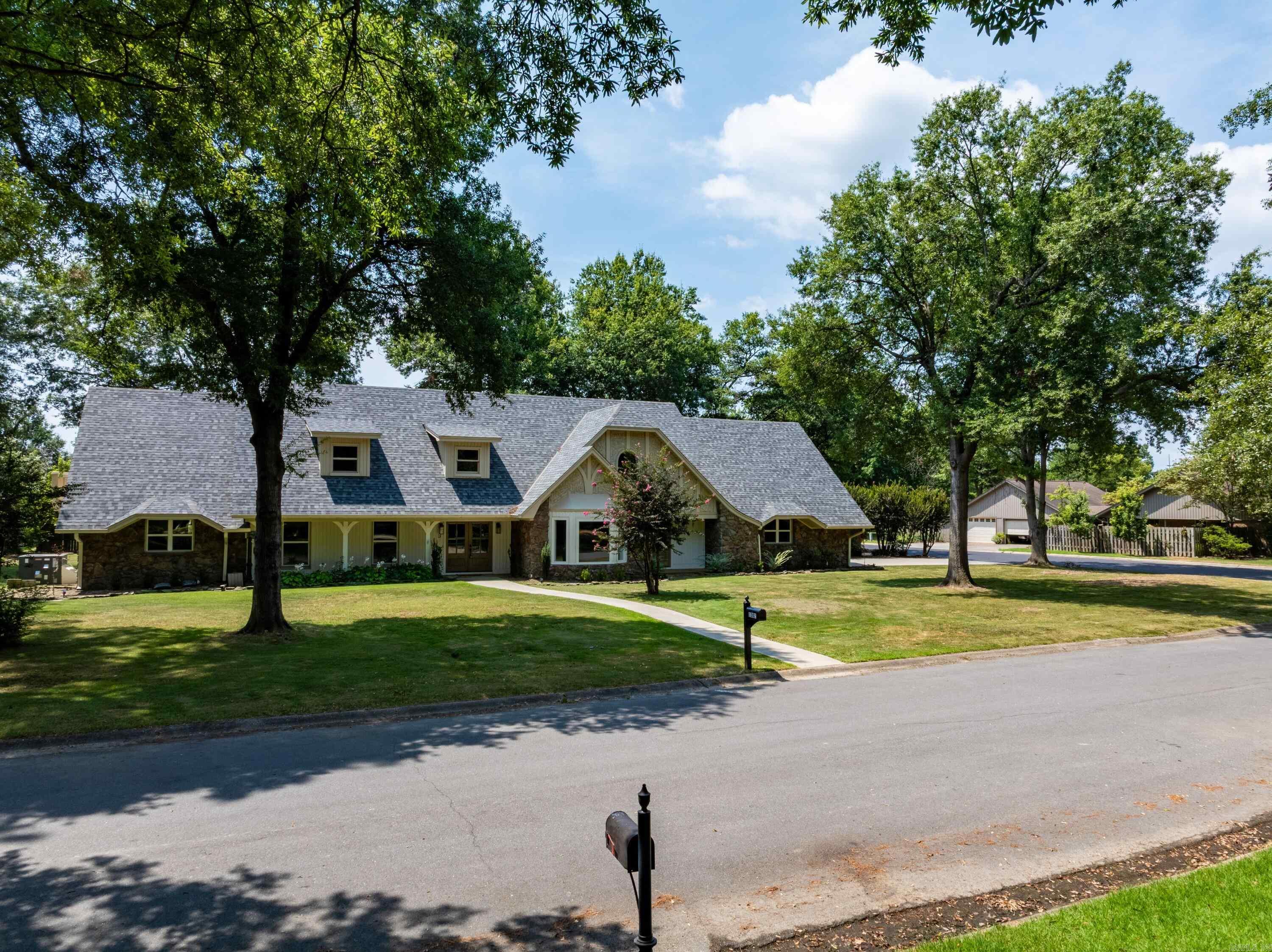 1302 Oliver Street  Stuttgart, AR