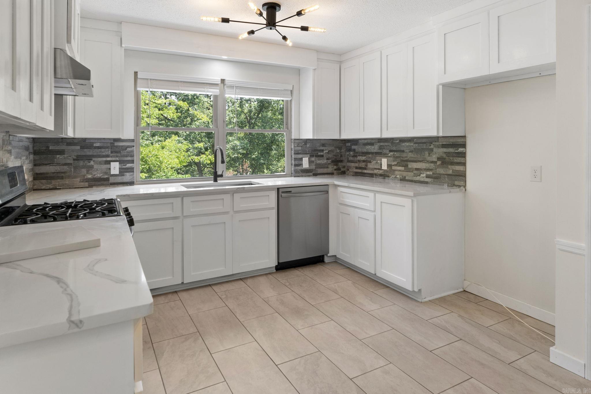 11220 Bainbridge  Little Rock, AR