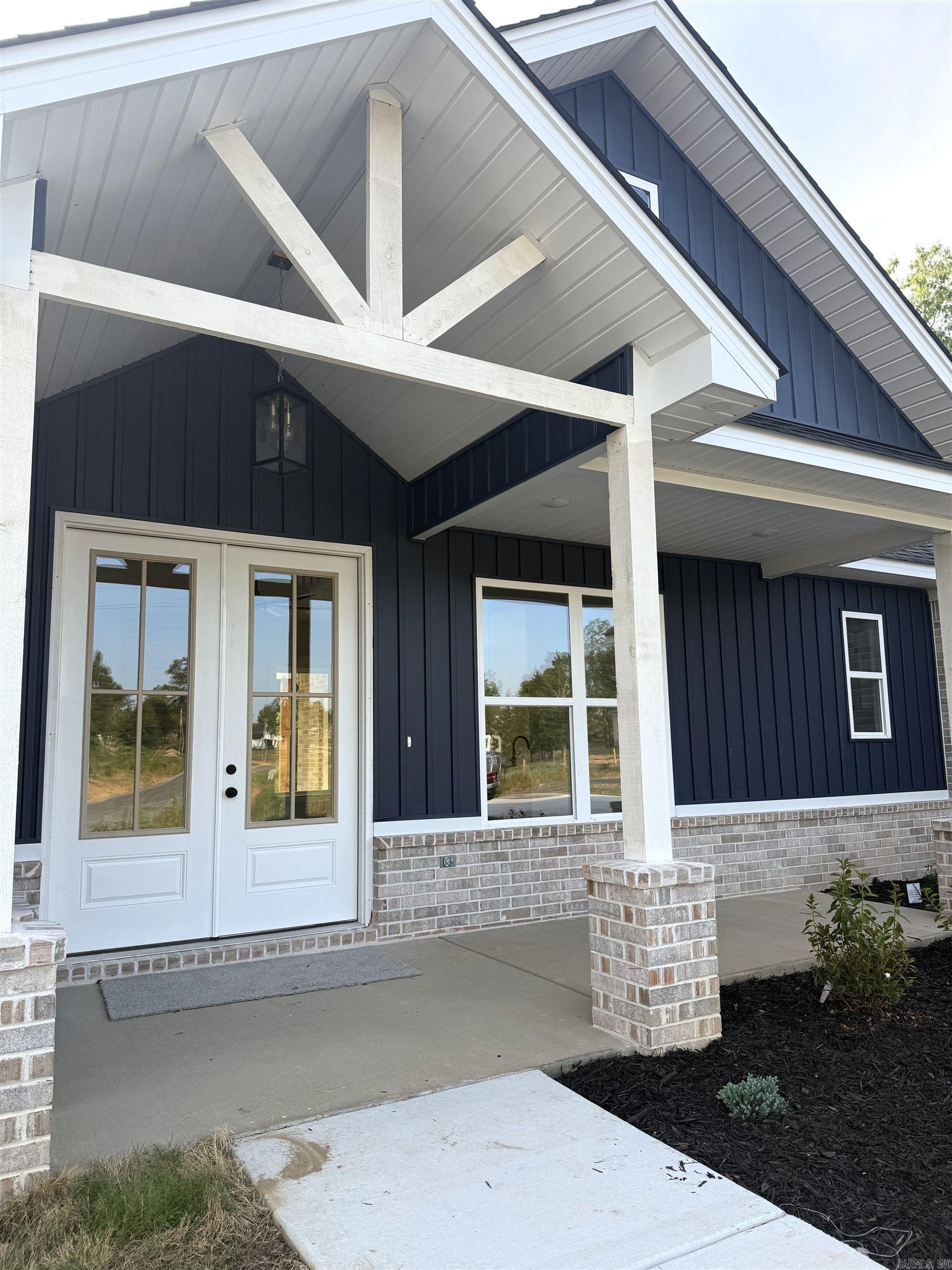 4096 Creek Top  Bauxite, AR