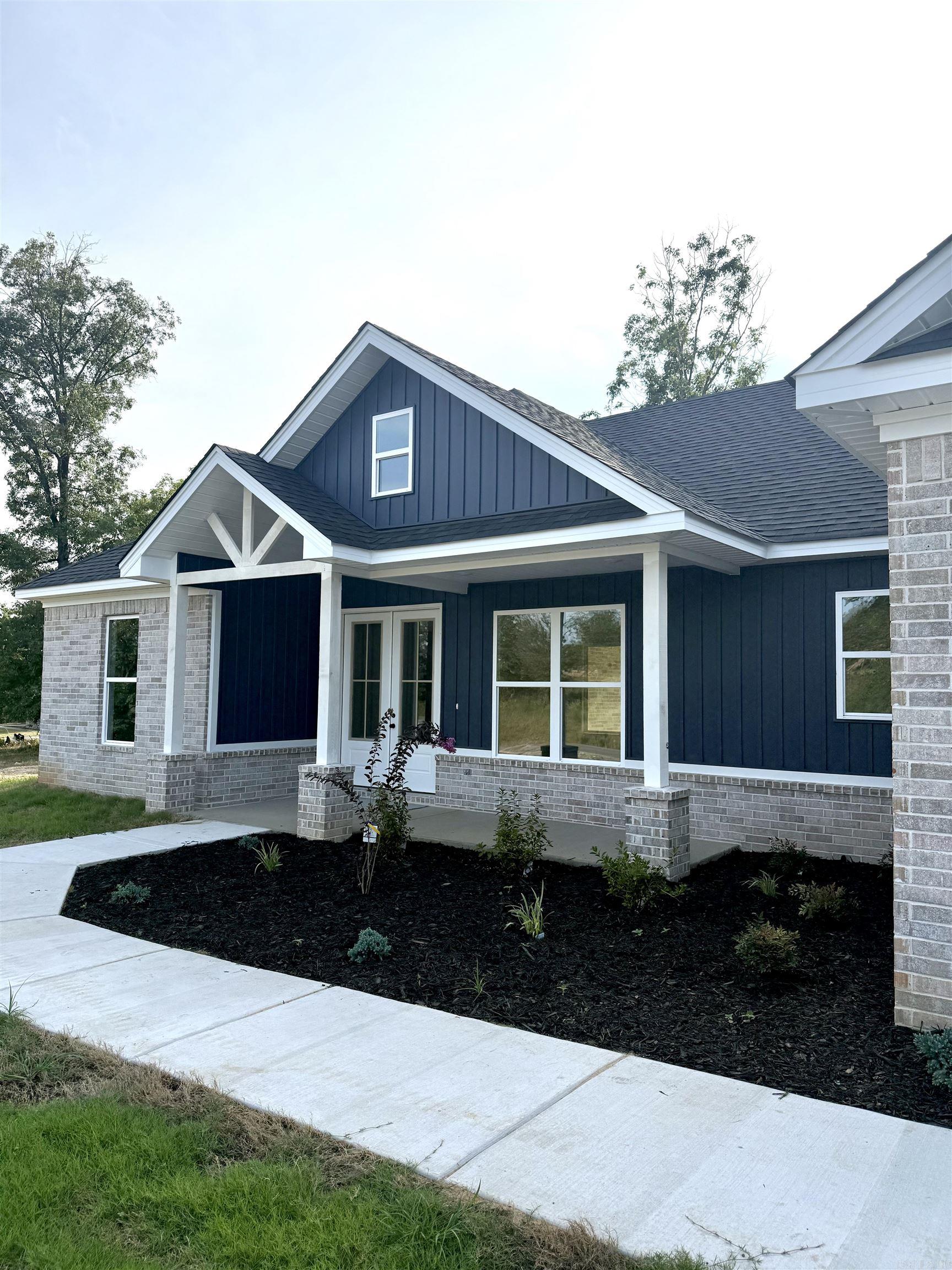 4096 Creek Top  Bauxite, AR