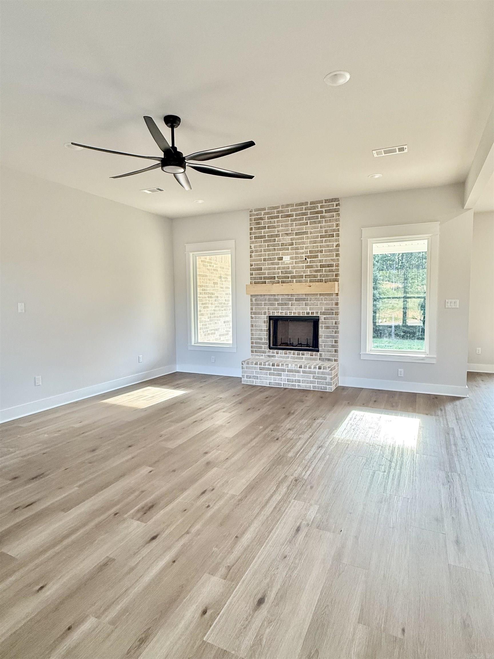 4096 Creek Top  Bauxite, AR