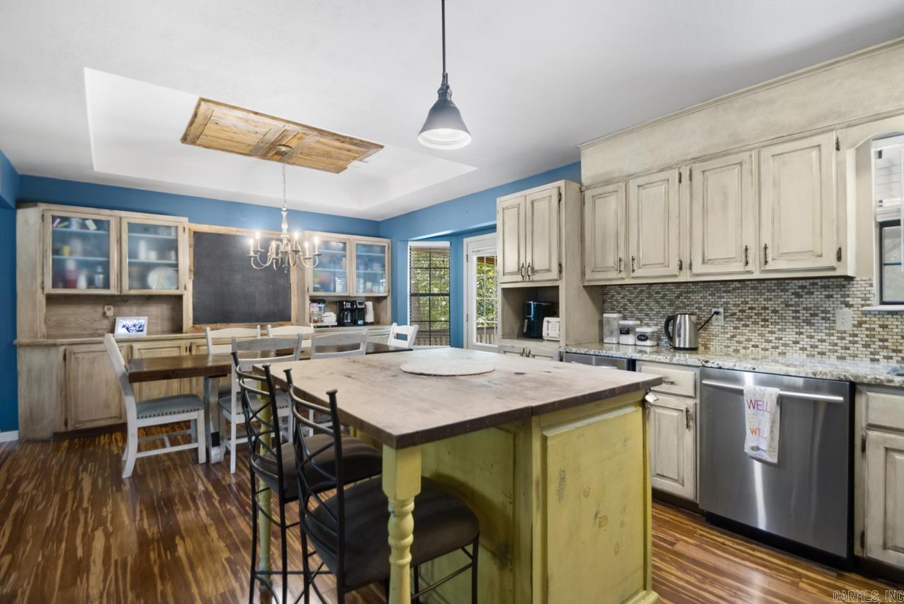 3615 N Fox Trail  Benton, AR